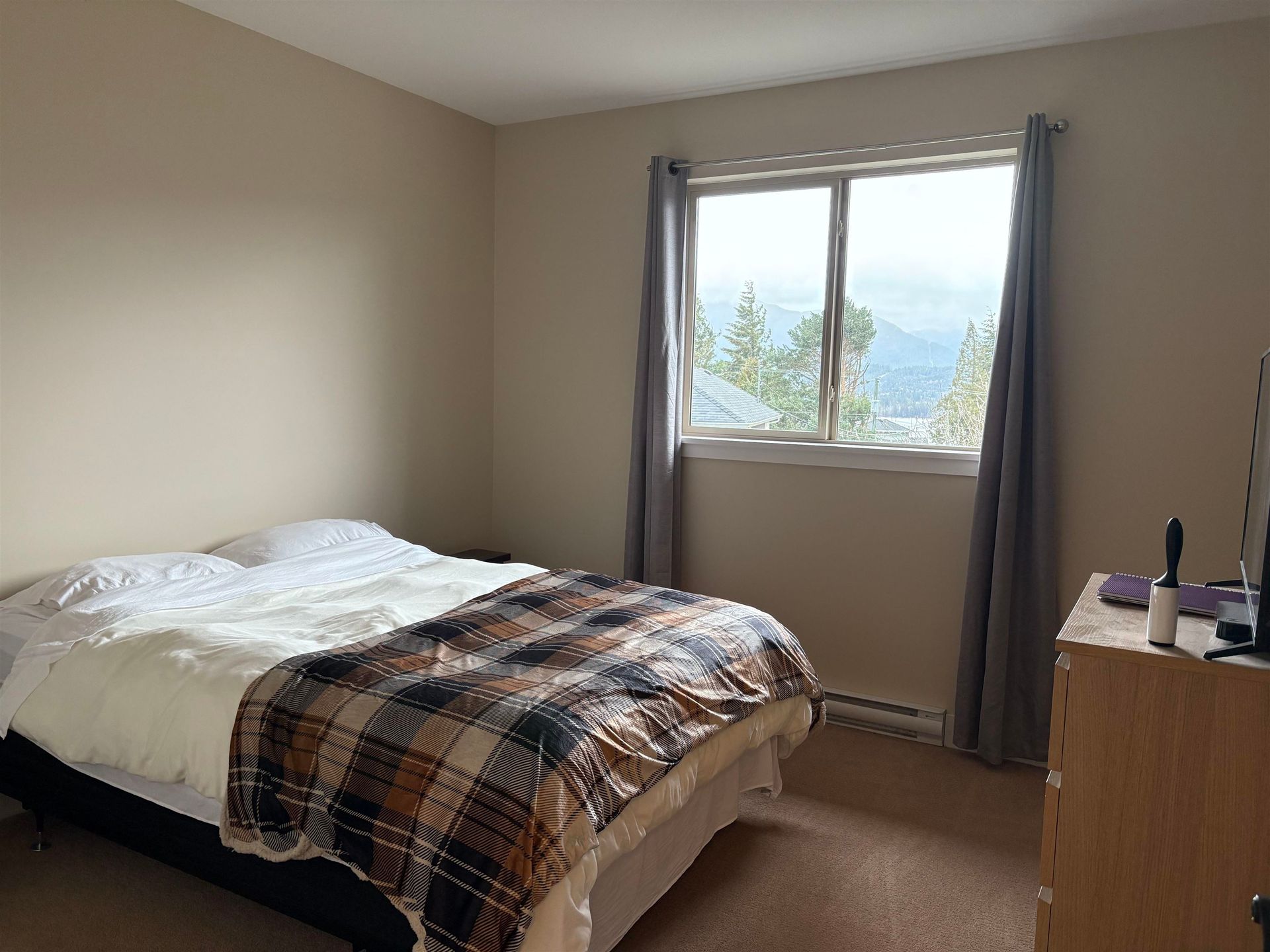 Photo 14 at 5781 Genni\'s Way, Sechelt District, Sunshine Coast Photo 14 at 5781 Genni\'s Way, Sechelt District, Sunshine Coast