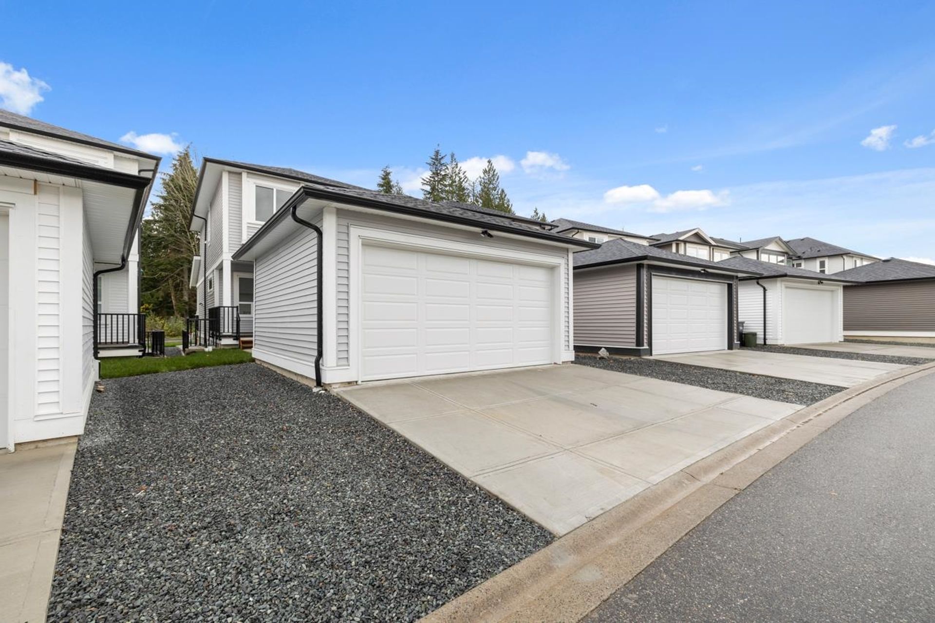Photo 18 at 4470 Stephen Leacock Drive, Abbotsford East, Abbotsford Photo 18 at 4470 Stephen Leacock Drive, Abbotsford East, Abbotsford