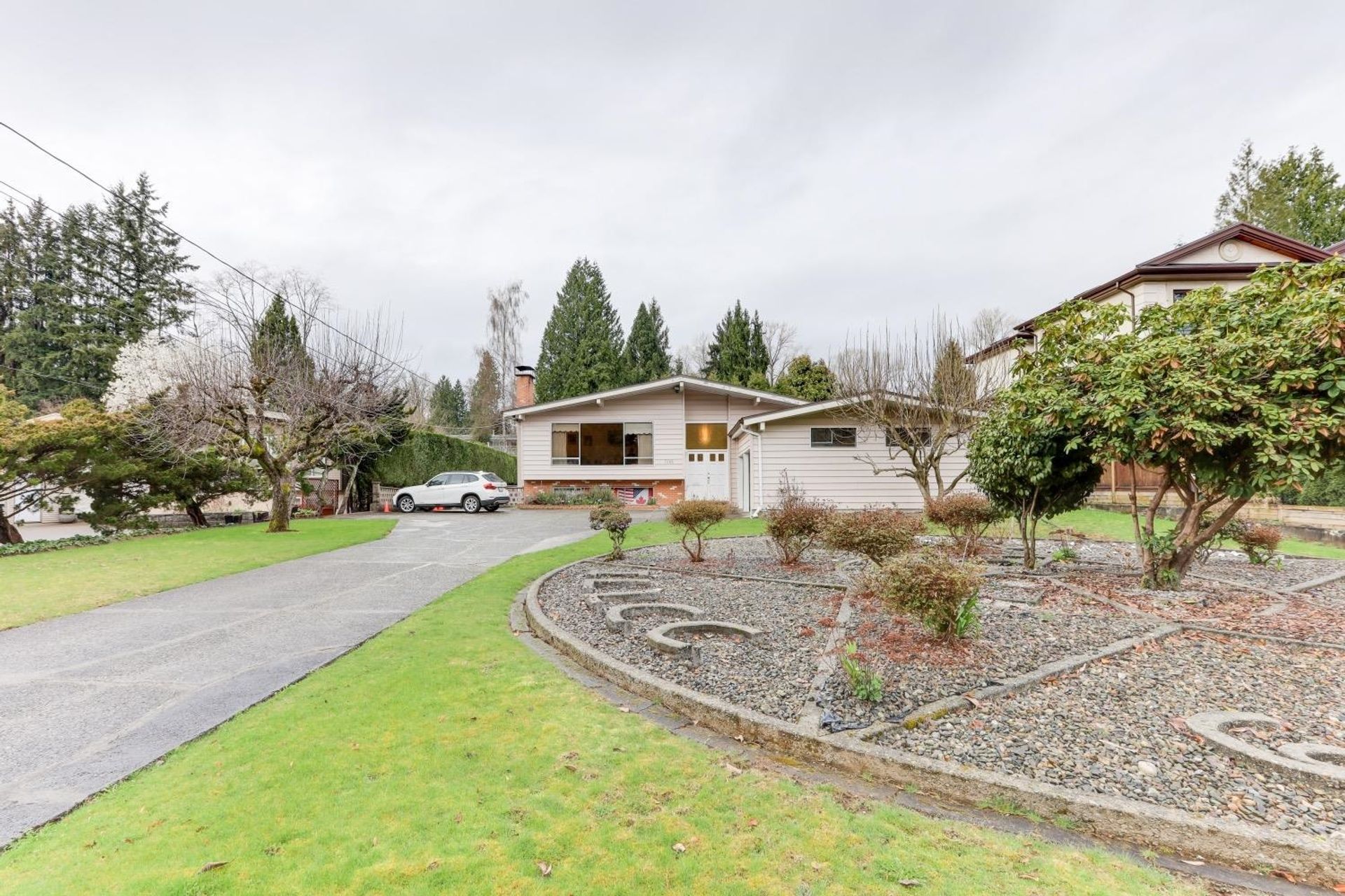 7765 Government Road4