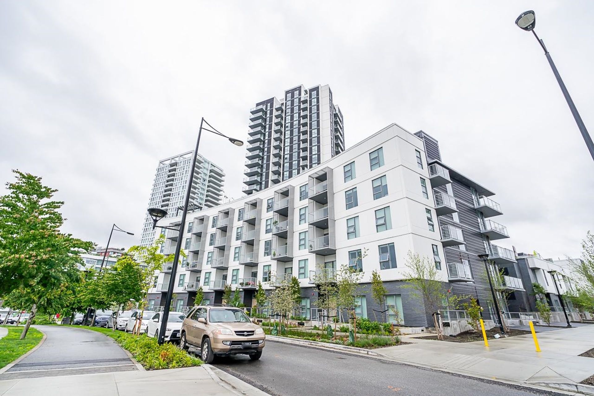 Photo 3 at 1702 - 3430 E Kent Avenue, South Marine, Vancouver East Photo 3 at 1702 - 3430 E Kent Avenue, South Marine, Vancouver East