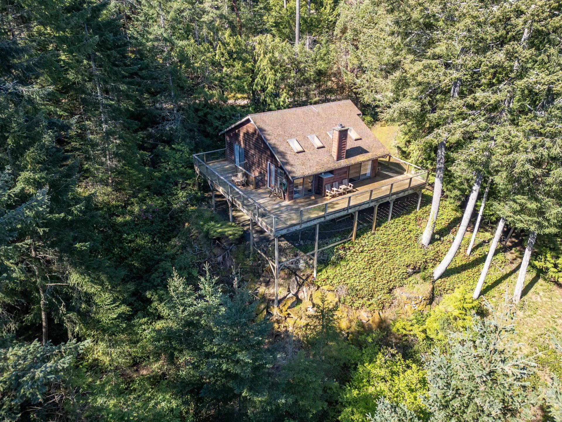 Photo 6 at 1001 Robson Way, Galiano Island, Islands-Van. & Gulf Photo 6 at 1001 Robson Way, Galiano Island, Islands-Van. & Gulf