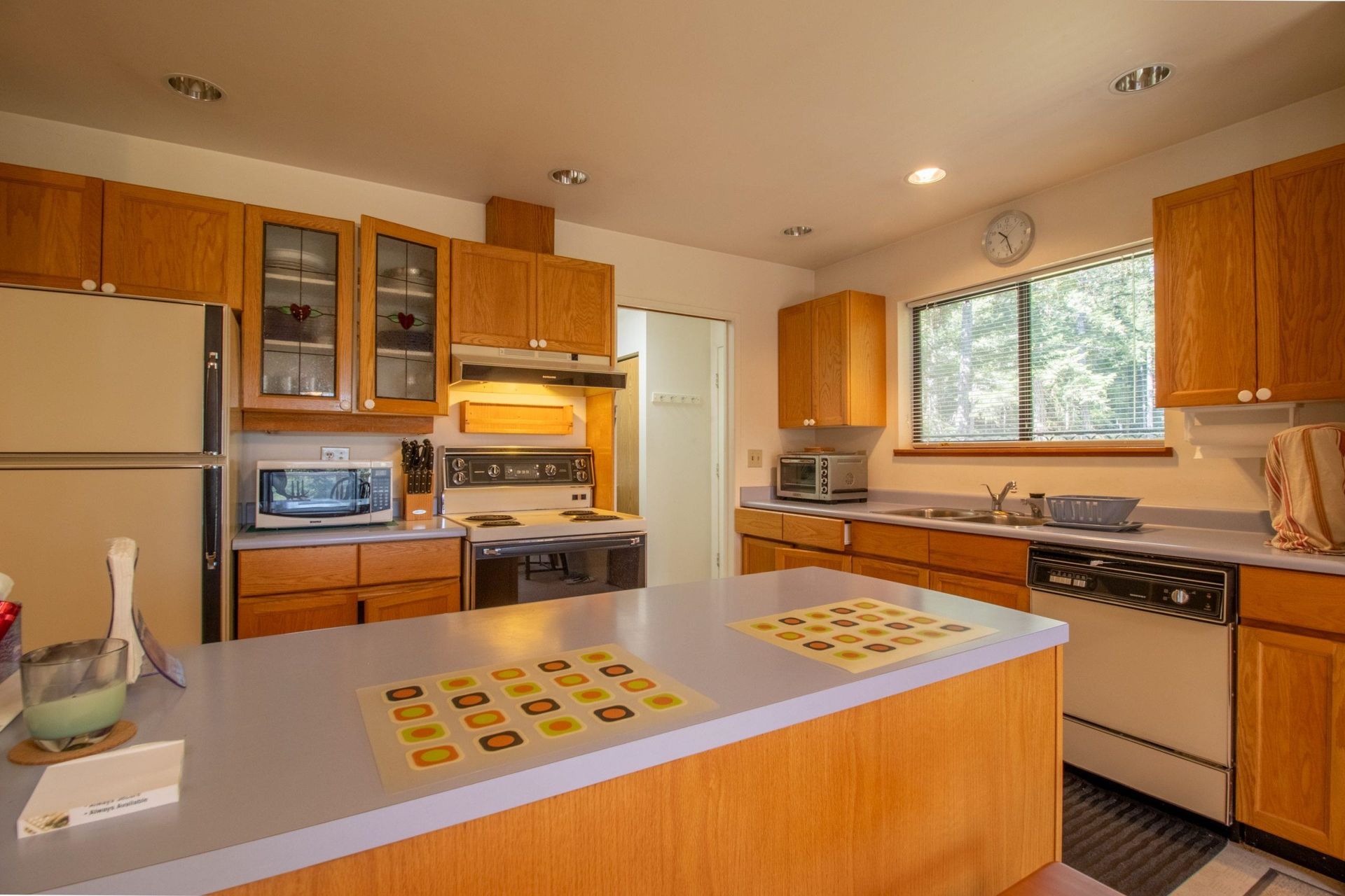 Photo 9 at 1001 Robson Way, Galiano Island, Islands-Van. & Gulf Photo 9 at 1001 Robson Way, Galiano Island, Islands-Van. & Gulf