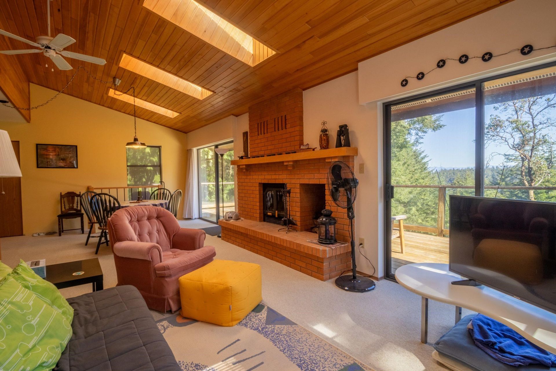 Photo 14 at 1001 Robson Way, Galiano Island, Islands-Van. & Gulf Photo 14 at 1001 Robson Way, Galiano Island, Islands-Van. & Gulf