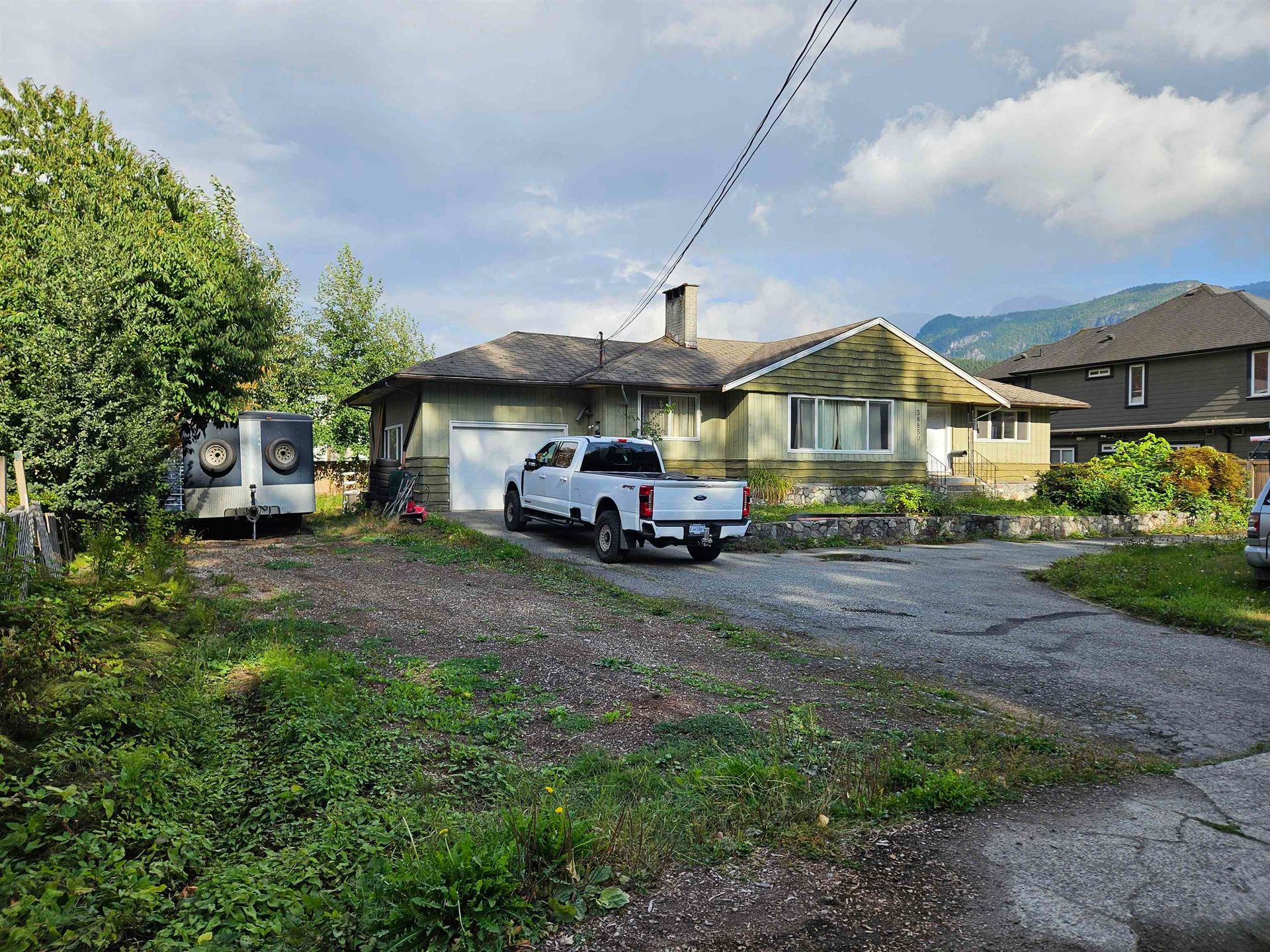Photo 9 at 38850 Buckley Avenue, Dentville, Squamish Photo 9 at 38850 Buckley Avenue, Dentville, Squamish