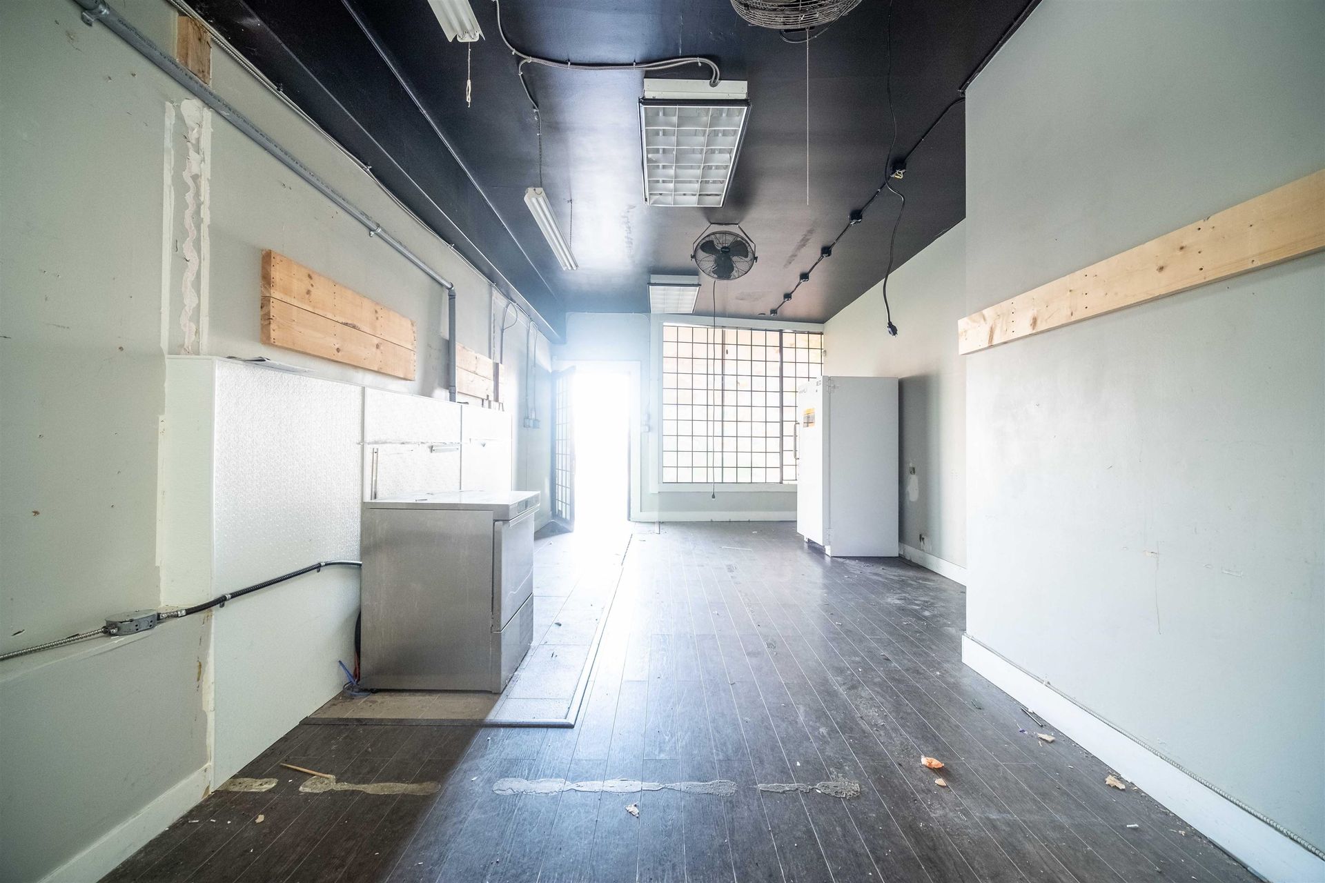 Photo 4 at 8060 Anderson Road, Brighouse, Richmond Photo 4 at 8060 Anderson Road, Brighouse, Richmond