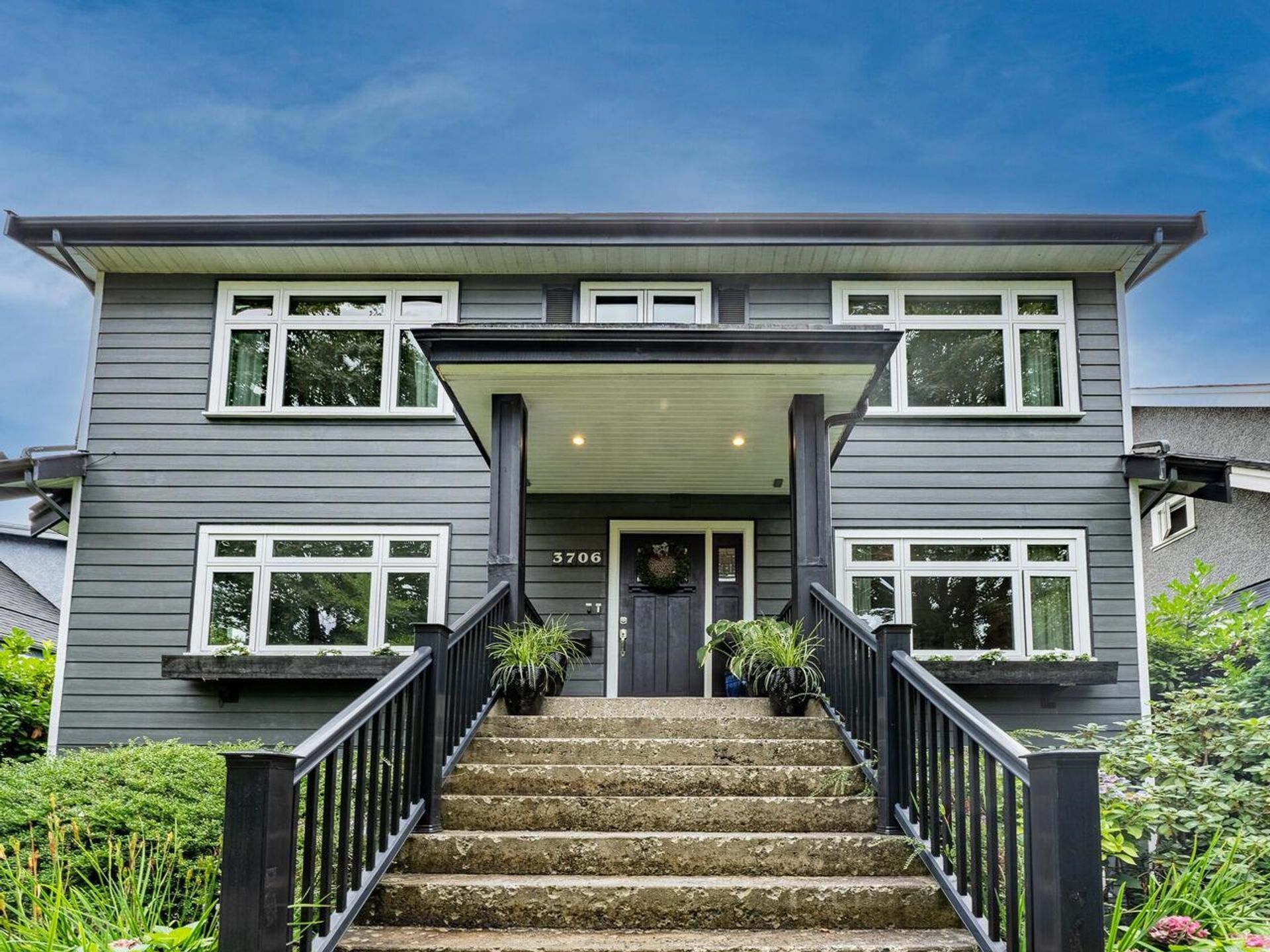 3706 W King Edward Avenue, Dunbar, Vancouver West photo number 2 3706 W King Edward Avenue, Dunbar, Vancouver West photo number 2