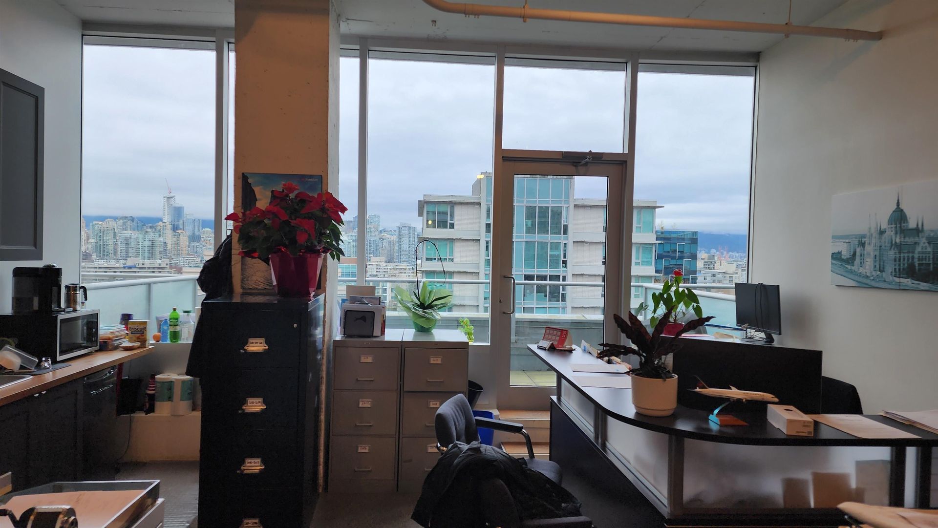 Photo 3 at 607 - 550 West Broadway, Fairview VW, Vancouver West Photo 3 at 607 - 550 West Broadway, Fairview VW, Vancouver West