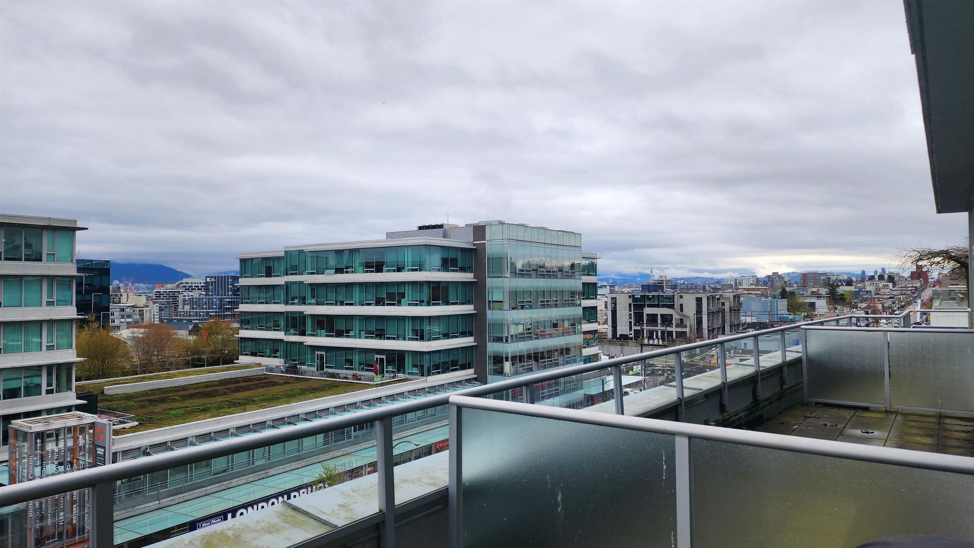 Photo 4 at 607 - 550 West Broadway, Fairview VW, Vancouver West Photo 4 at 607 - 550 West Broadway, Fairview VW, Vancouver West