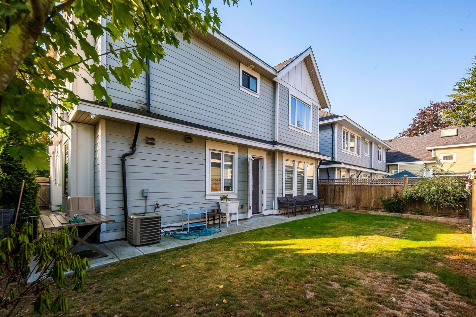 5819 Moncton Street2