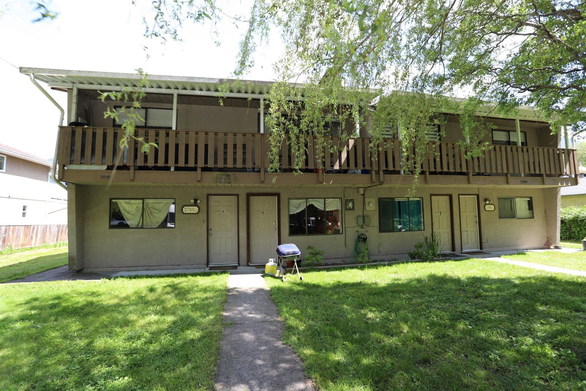 37962 Sixth Avenue, Downtown SQ, Squamish photo number 2