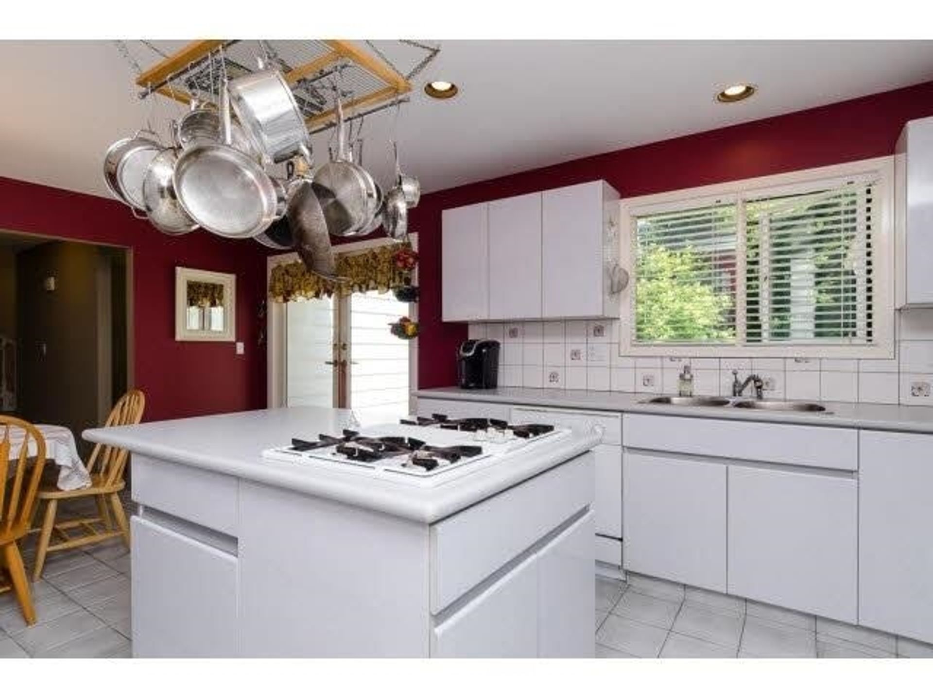 Photo 6 at 3035 Balsam Crescent, Elgin Chantrell, South Surrey White Rock Photo 6 at 3035 Balsam Crescent, Elgin Chantrell, South Surrey White Rock