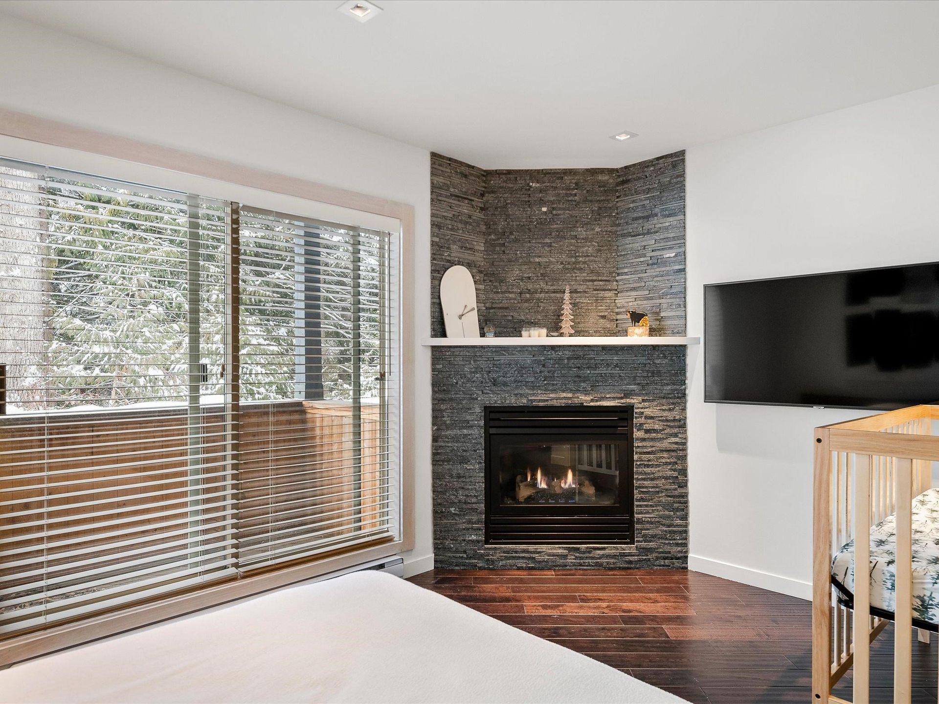 Photo 12 at 4 - 3102 Panorama Ridge, Brio, Whistler Photo 12 at 4 - 3102 Panorama Ridge, Brio, Whistler