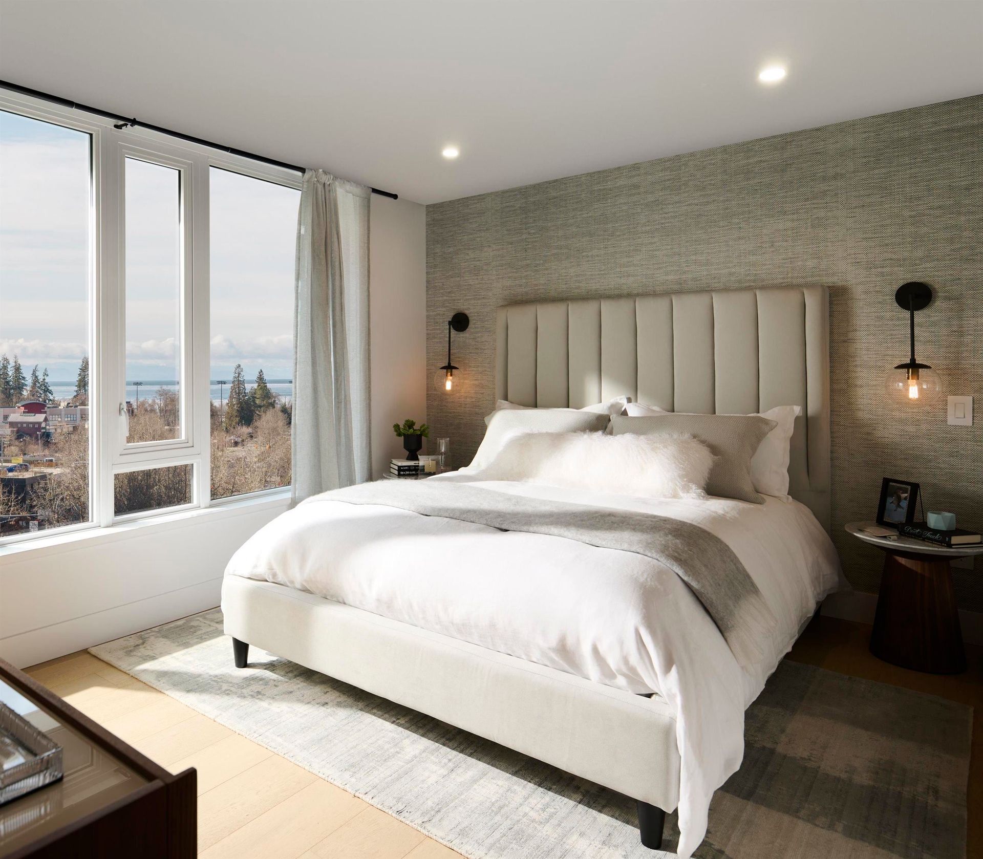 Photo 6 at 103 - 423 6th Street, Park Royal, West Vancouver