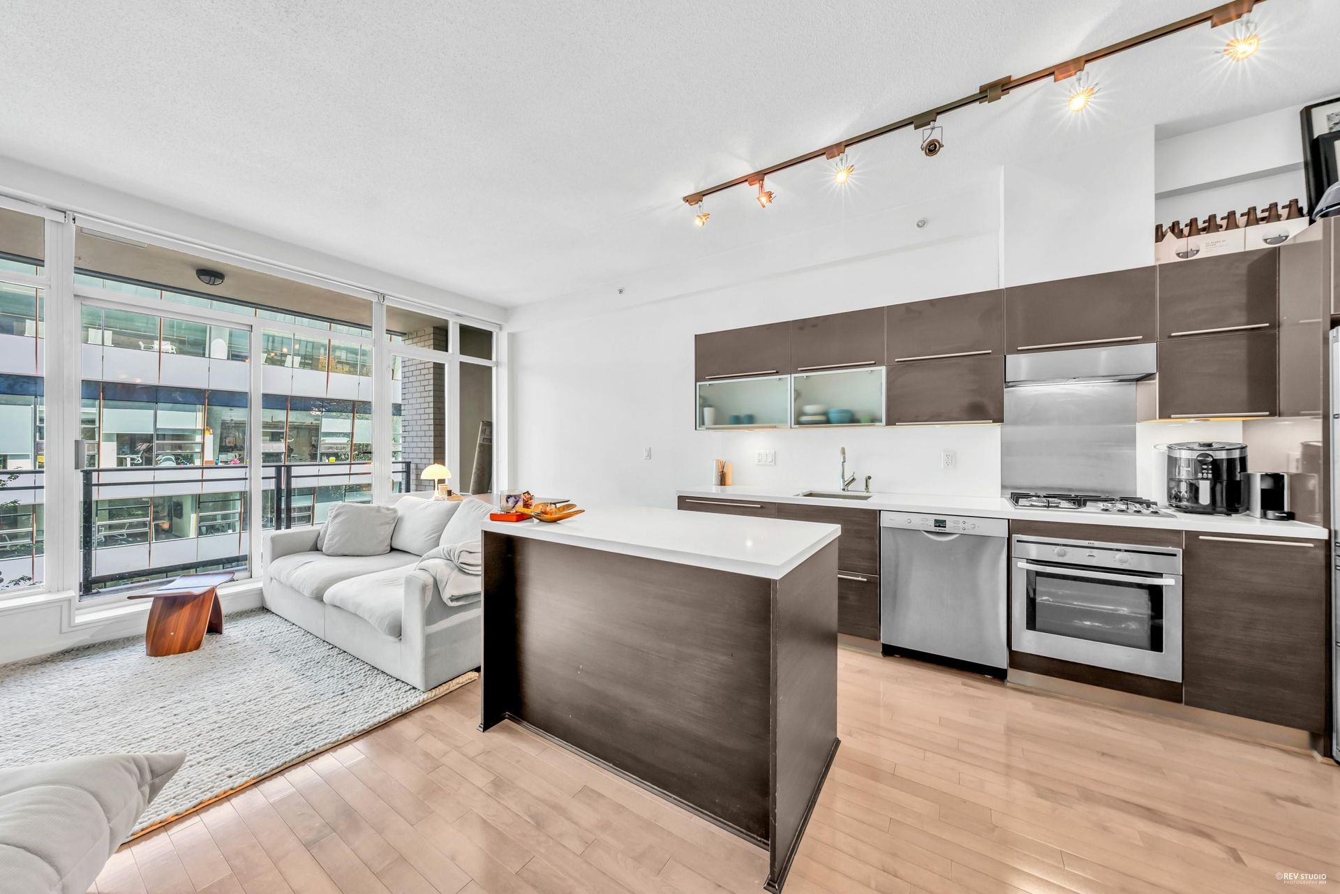 1252-hornby-street-downtown-vw-vancouver-west-08.jpg