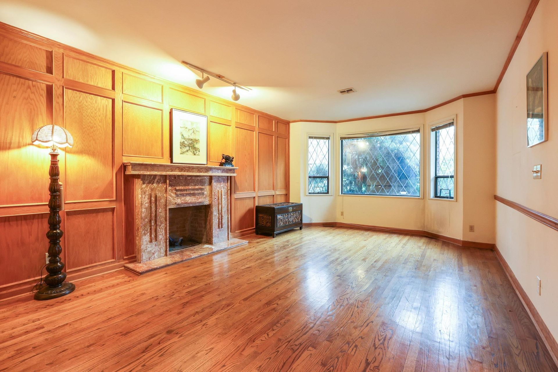 1091 Richelieu Avenue2