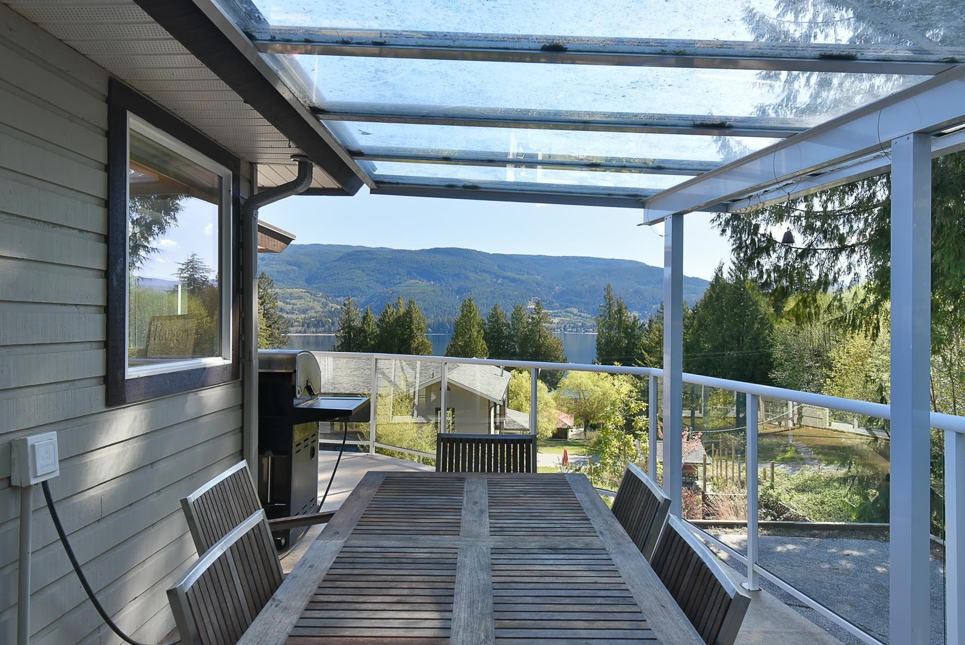 Photo 11 at 6274 Fairway Avenue, Sechelt District, Sunshine Coast Photo 11 at 6274 Fairway Avenue, Sechelt District, Sunshine Coast