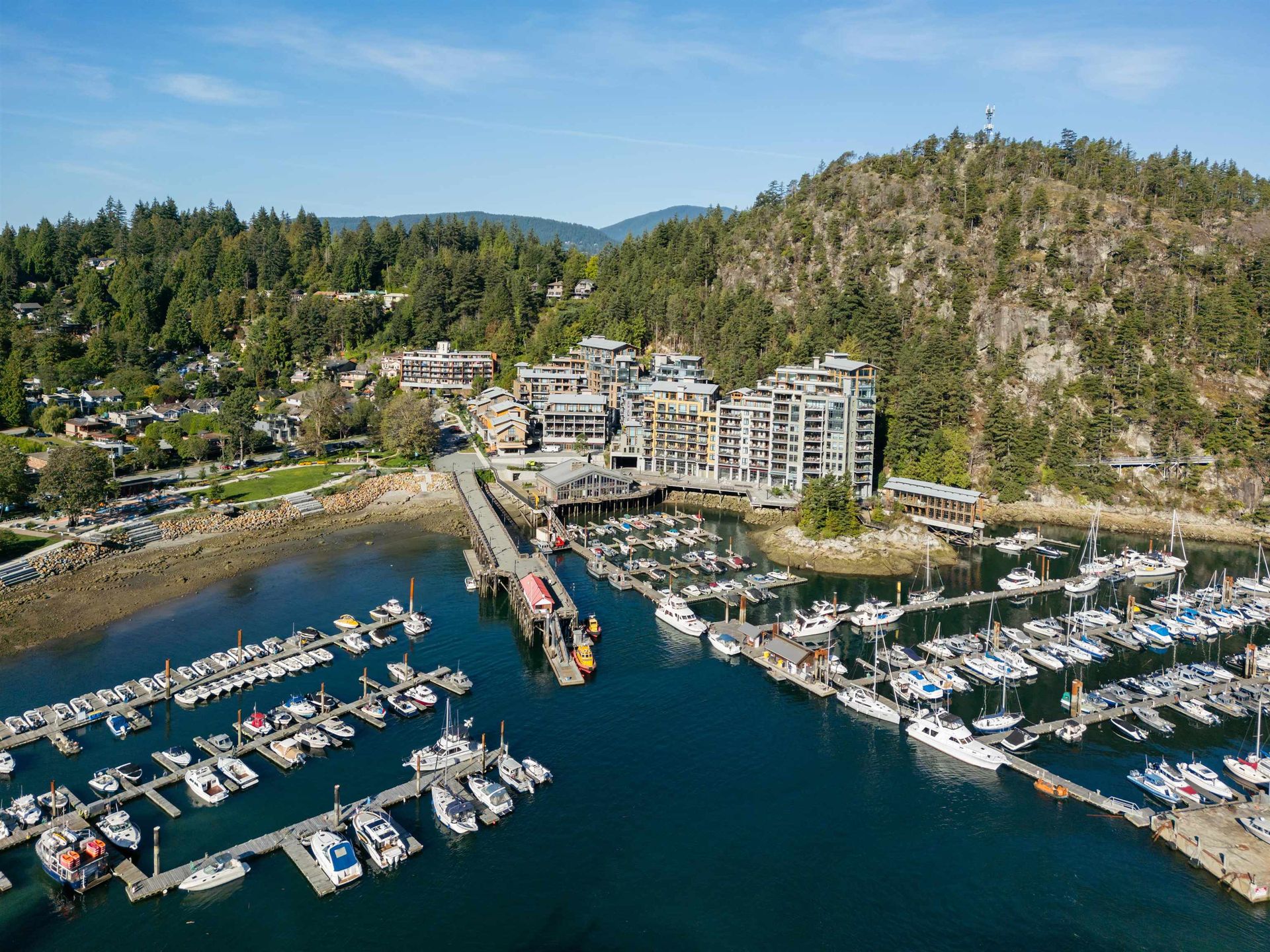 202 - 6691 Nelson Avenue, Horseshoe Bay WV, West Vancouver photo number 2 202 - 6691 Nelson Avenue, Horseshoe Bay WV, West Vancouver photo number 2
