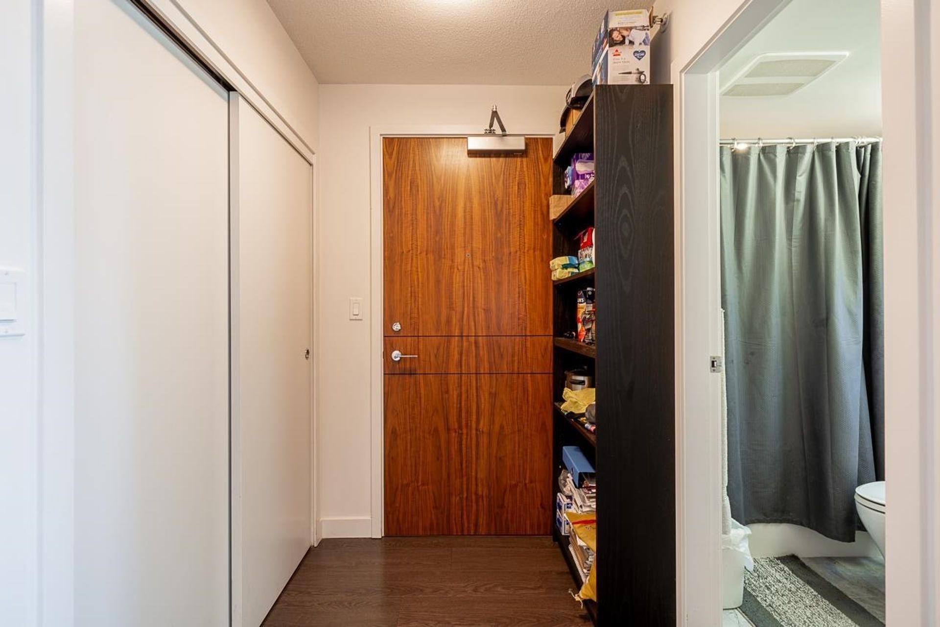 Photo 6 at 1807 - 13696 100 Avenue, Whalley, North Surrey Photo 6 at 1807 - 13696 100 Avenue, Whalley, North Surrey