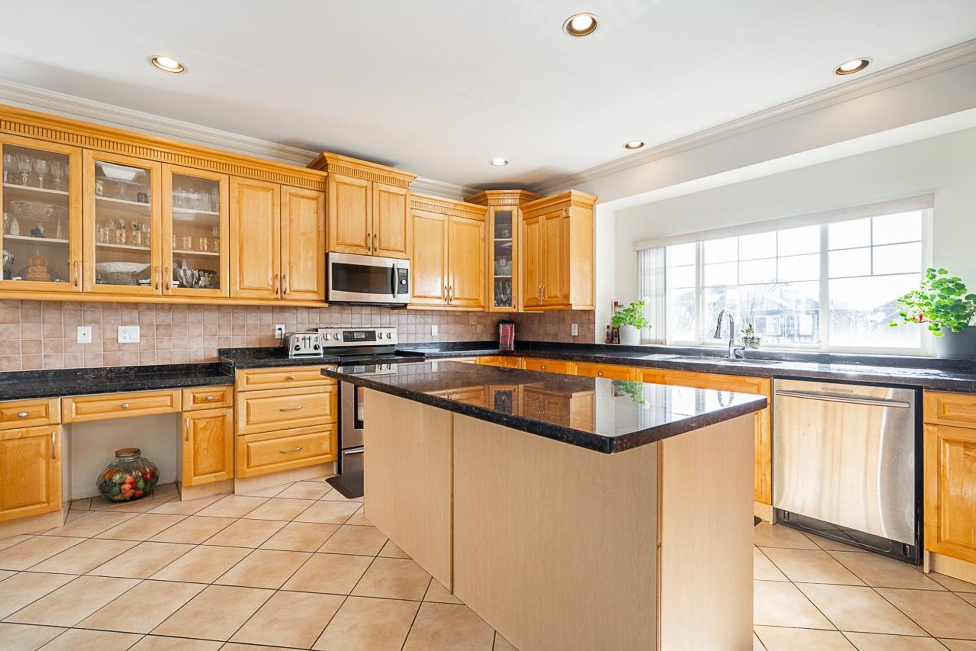 Photo 6 at 14605 67b Avenue, East Newton, Surrey Photo 6 at 14605 67b Avenue, East Newton, Surrey