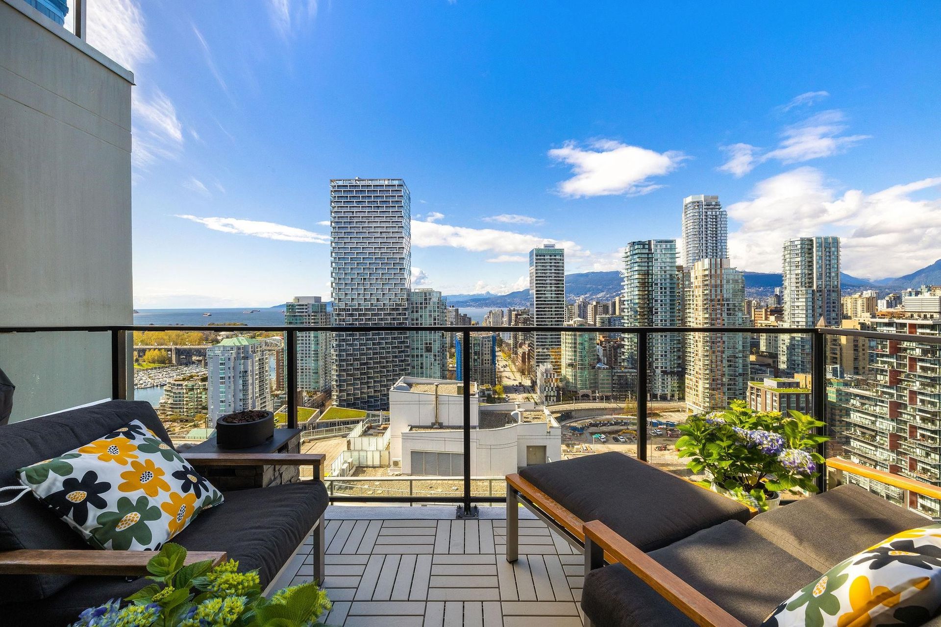 3603 - 1495 Richards Street, Beach District (Yaletown), Vancouver West photo number 2 3603 - 1495 Richards Street, Beach District (Yaletown), Vancouver West photo number 2