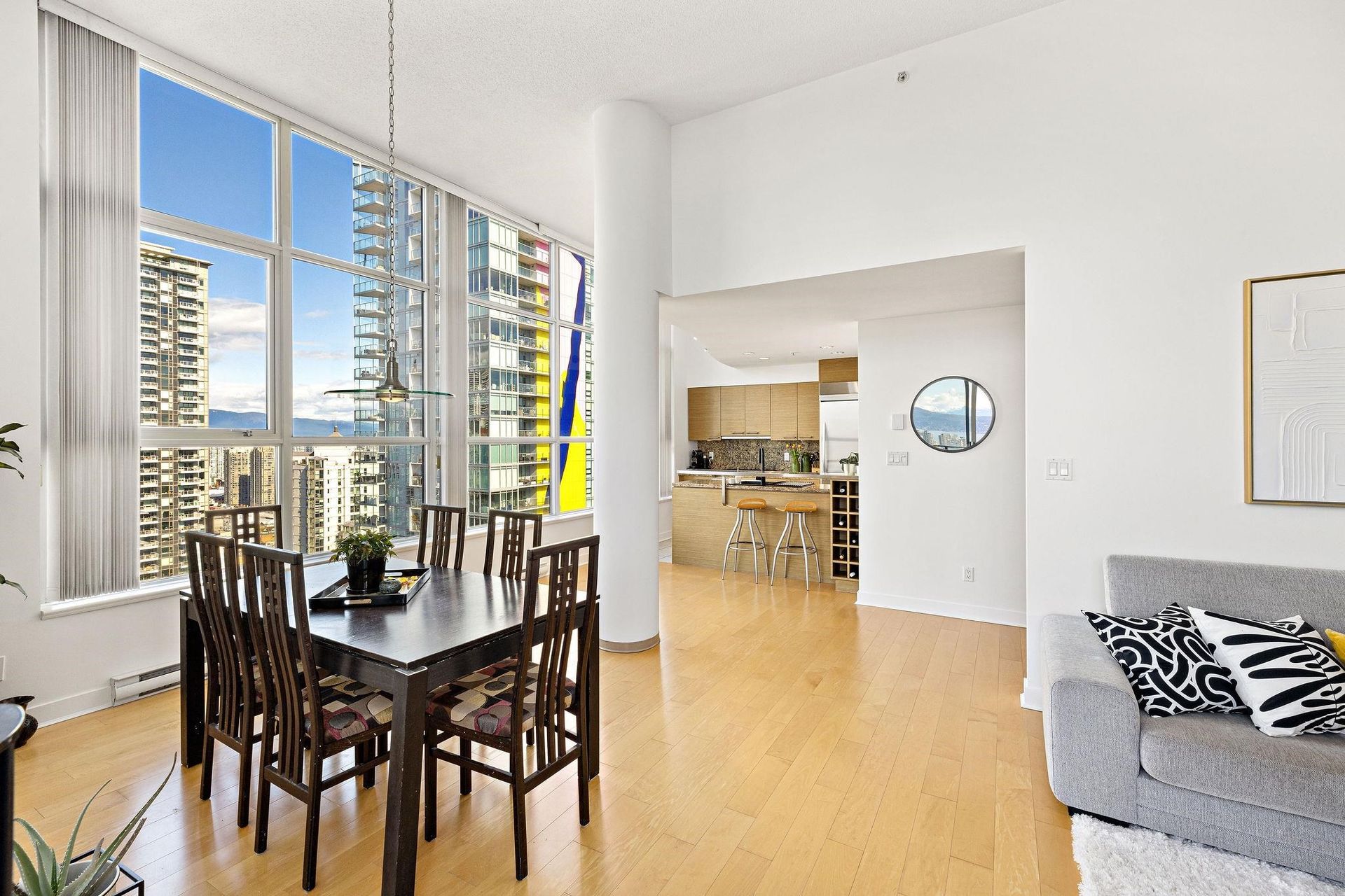 Photo 13 at 3603 - 1495 Richards Street, Yaletown, Vancouver West Photo 13 at 3603 - 1495 Richards Street, Yaletown, Vancouver West