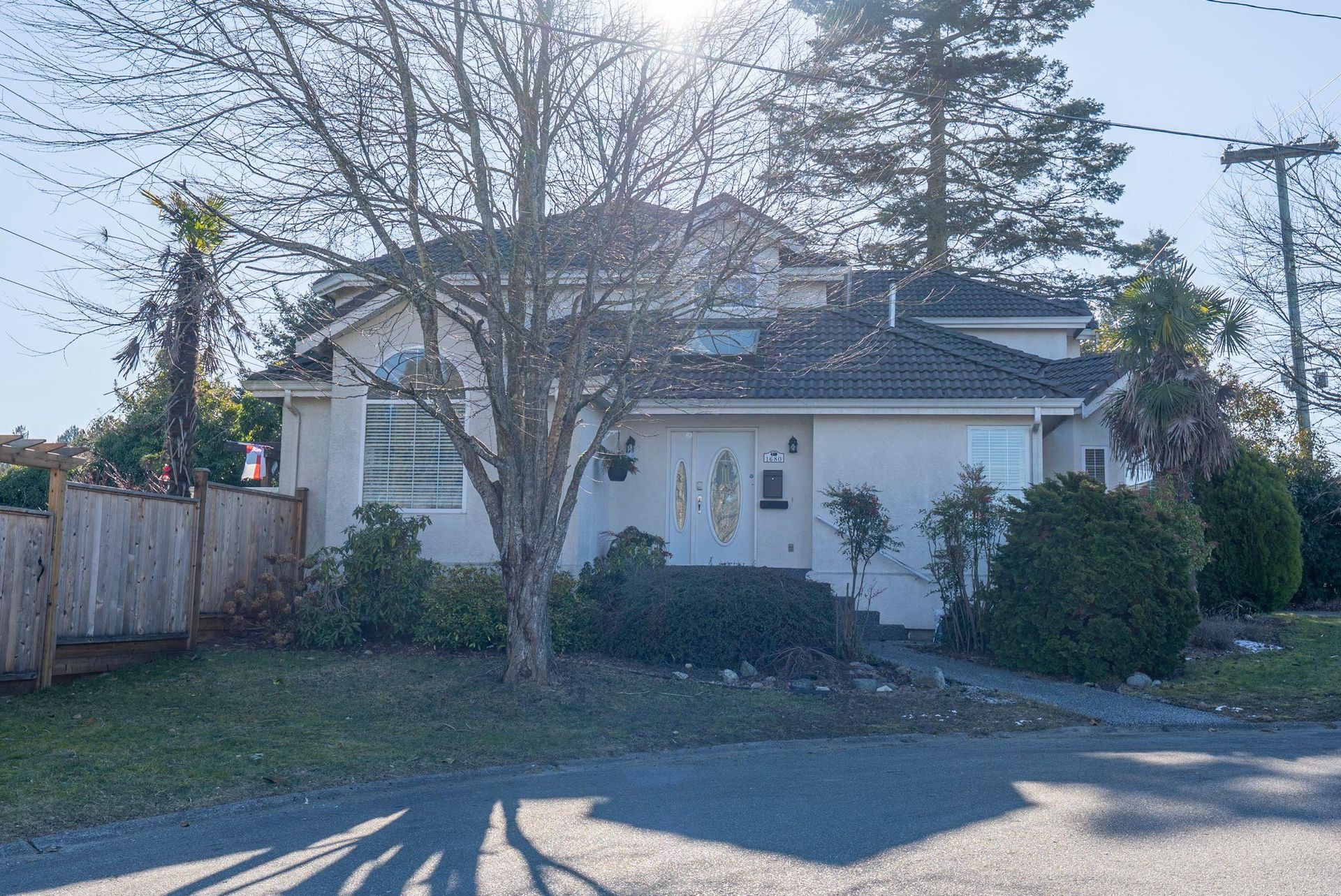 1680 53a Street, Cliff Drive, Tsawwassen  by Brian Rhys | REALTOR® - Royal LePage Sussex 1680 53a Street, Cliff Drive, Tsawwassen