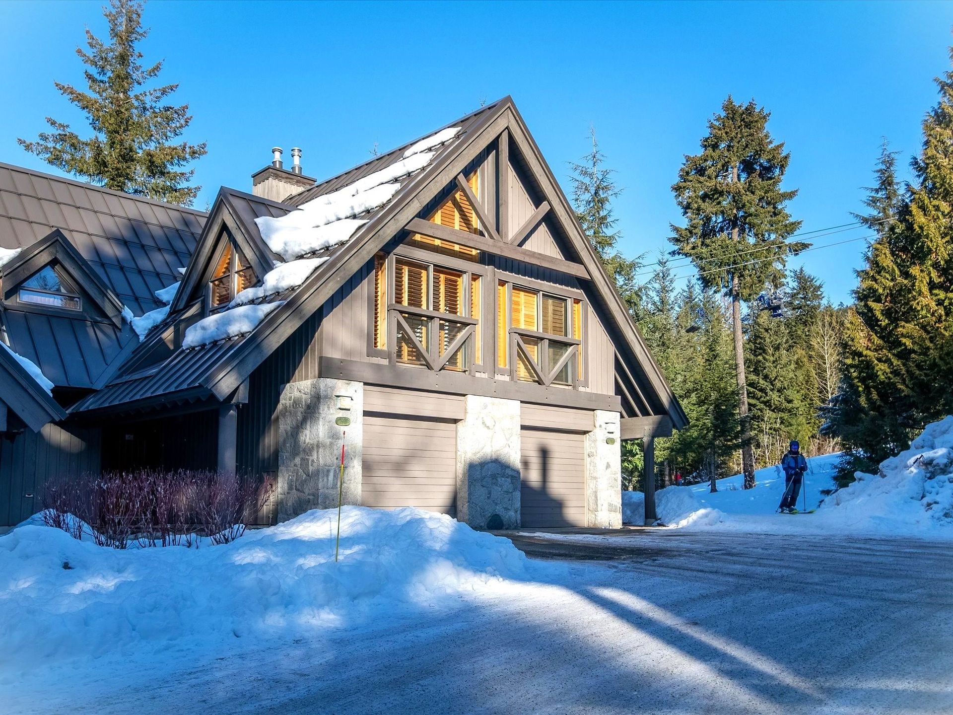 Photo 3 at 37 - 4700 Glacier Drive, Benchlands, Whistler Photo 3 at 37 - 4700 Glacier Drive, Benchlands, Whistler