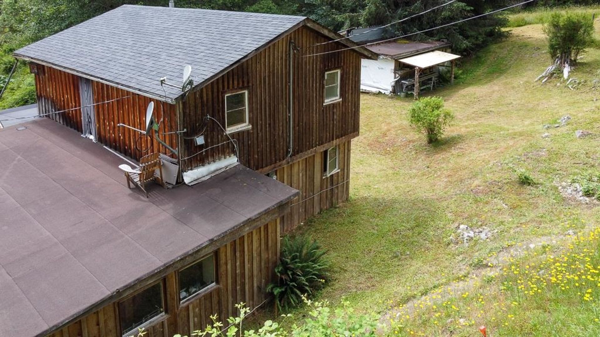 Photo 4 at 13611 Barabash Road, Pender Harbour Egmont, Sunshine Coast Photo 4 at 13611 Barabash Road, Pender Harbour Egmont, Sunshine Coast