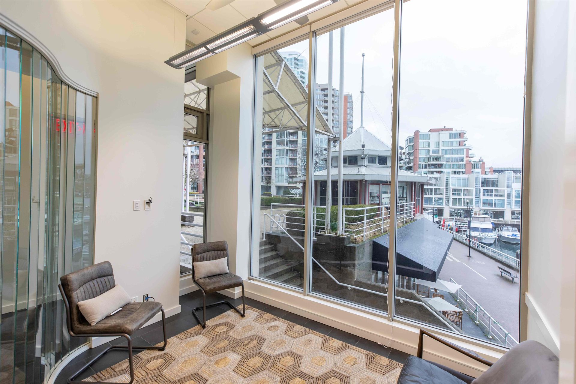 Photo 1 at 105 - 1008 Beach Avenue, Yaletown, Vancouver West Photo 1 at 105 - 1008 Beach Avenue, Yaletown, Vancouver West