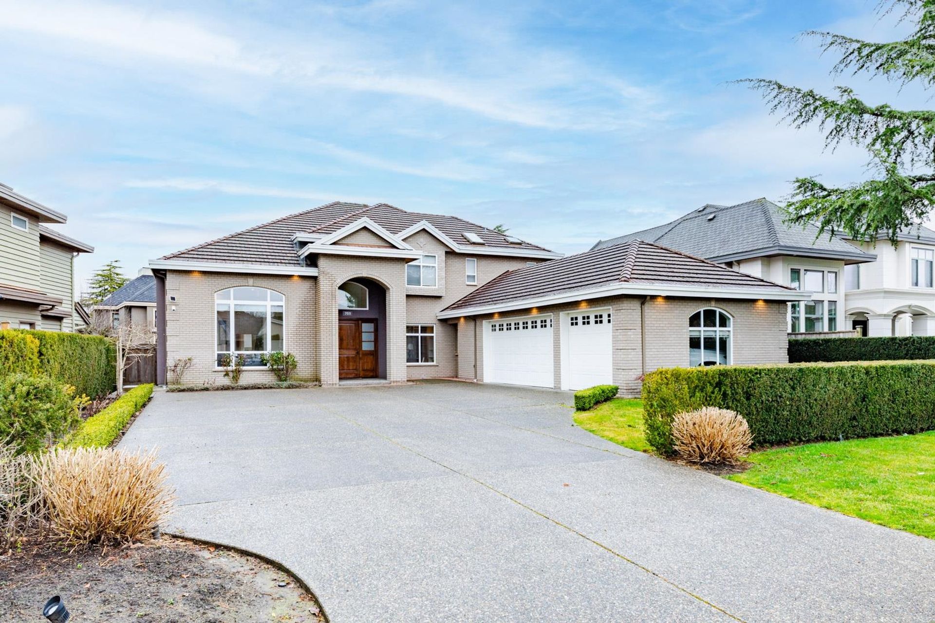 Photo of 7511 Glacier Crescent, Broadmoor, Richmond Photo of 7511 Glacier Crescent, Broadmoor, Richmond