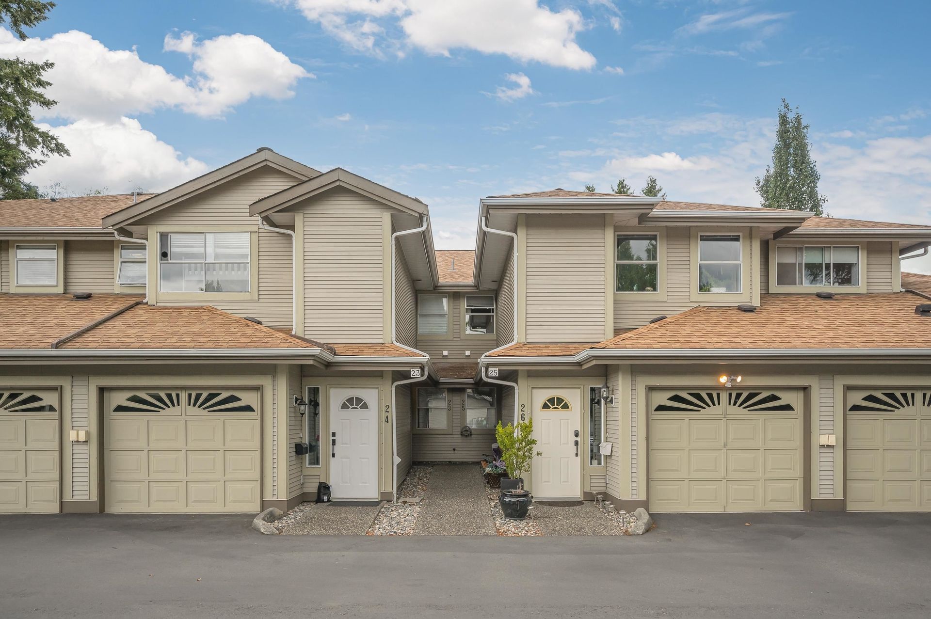 23 - 12071 232b Street, East Central, Maple Ridge photo 0 23 - 12071 232b Street, East Central, Maple Ridge photo 0