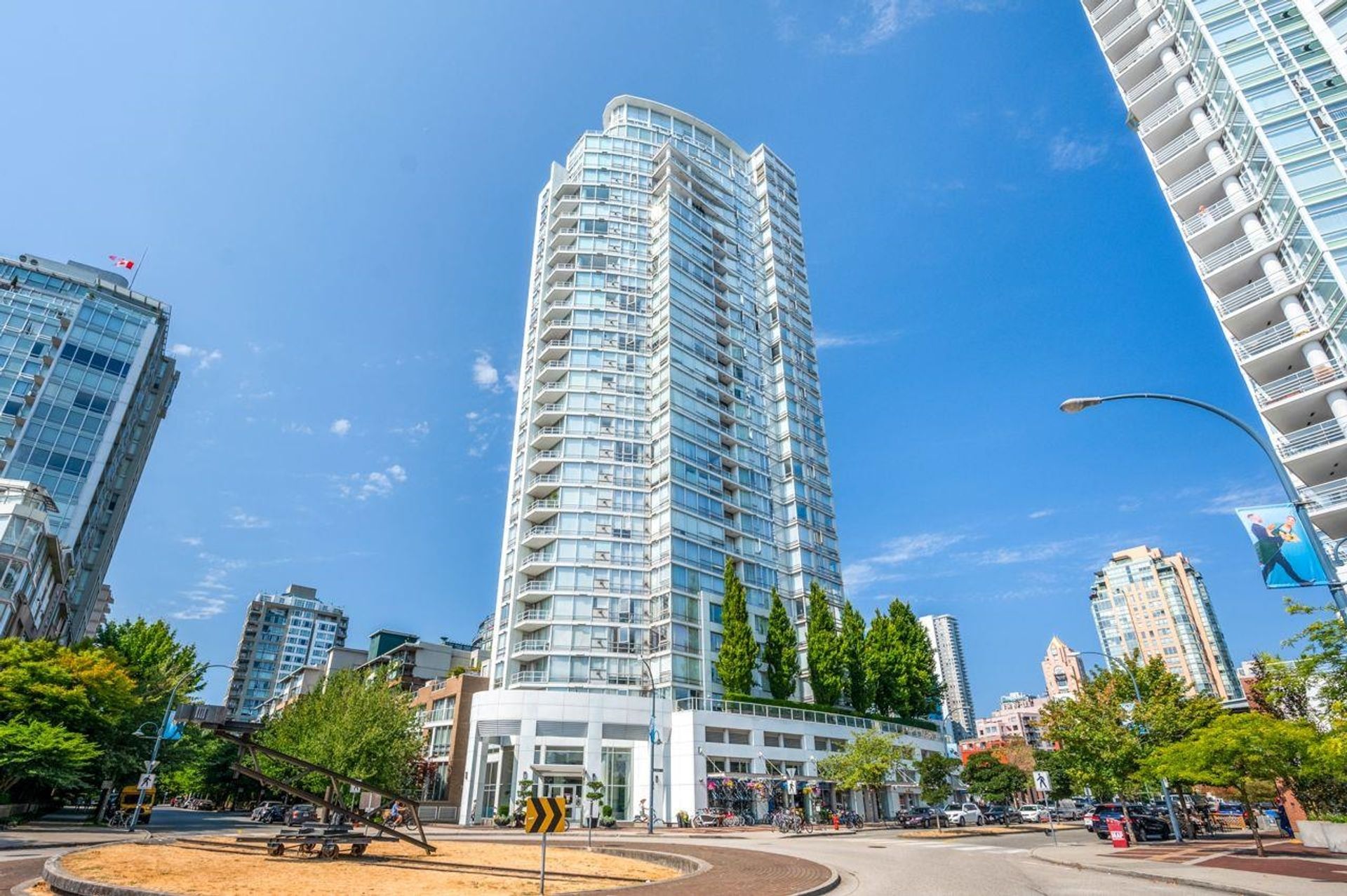 1901 - 1201 Marinaside Crescent, Marinaside & Cooper 1901 - 1201 Marinaside Crescent, Marinaside & Cooper