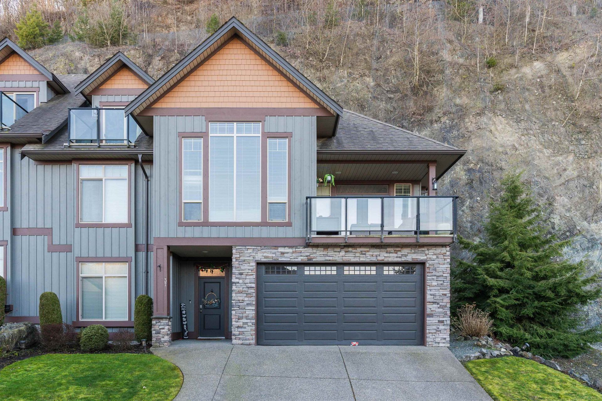 Photo 2 at 37 - 43540 Alameda Drive, Chilliwack Mountain, Chilliwack Photo 2 at 37 - 43540 Alameda Drive, Chilliwack Mountain, Chilliwack