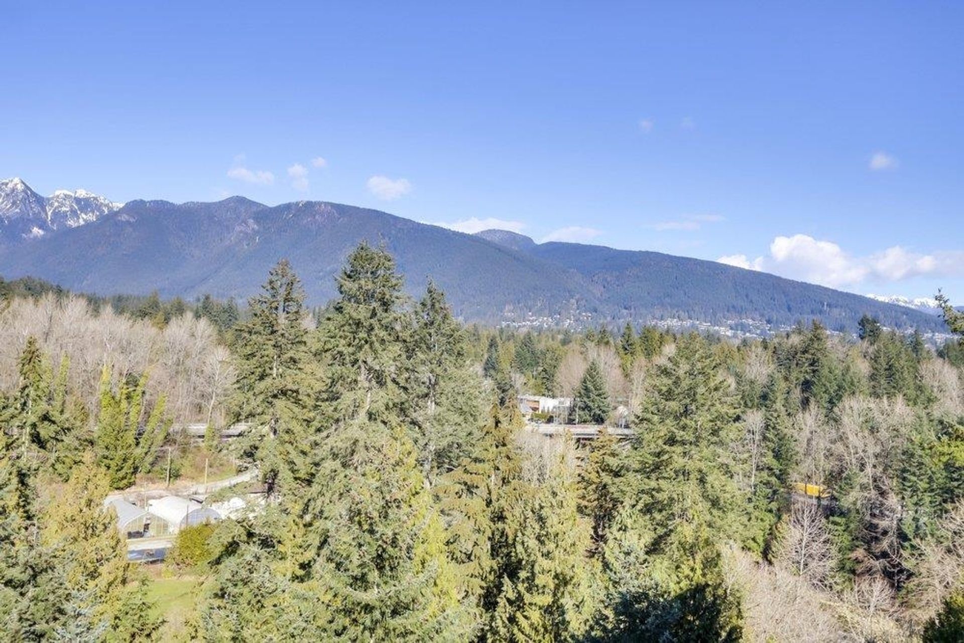 Photo 2 at 1606 - 2004 Fullerton Avenue, Pemberton NV, North Vancouver