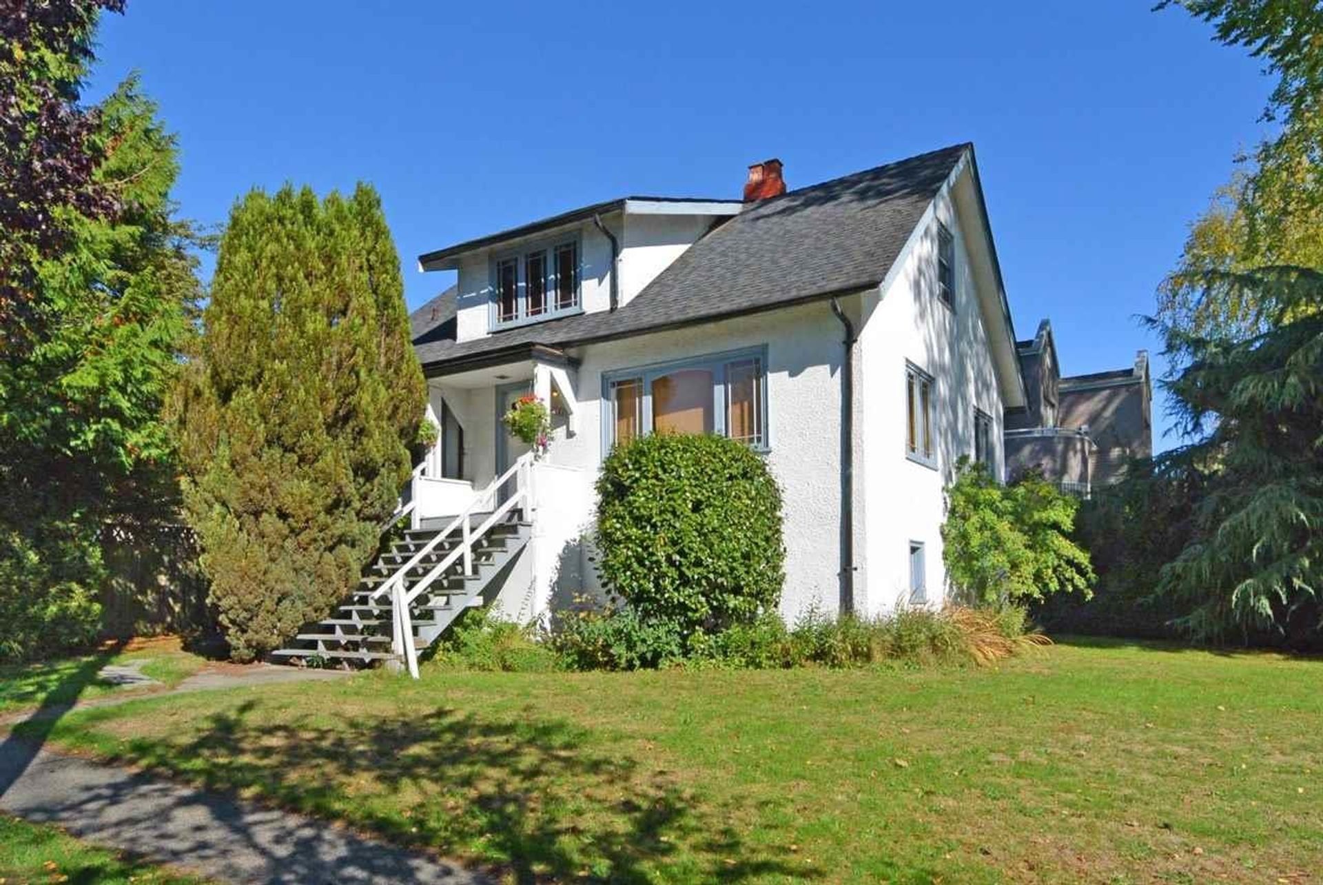 5480 Collingwood Street, Dunbar, Vancouver West photo number 2 5480 Collingwood Street, Dunbar, Vancouver West photo number 2