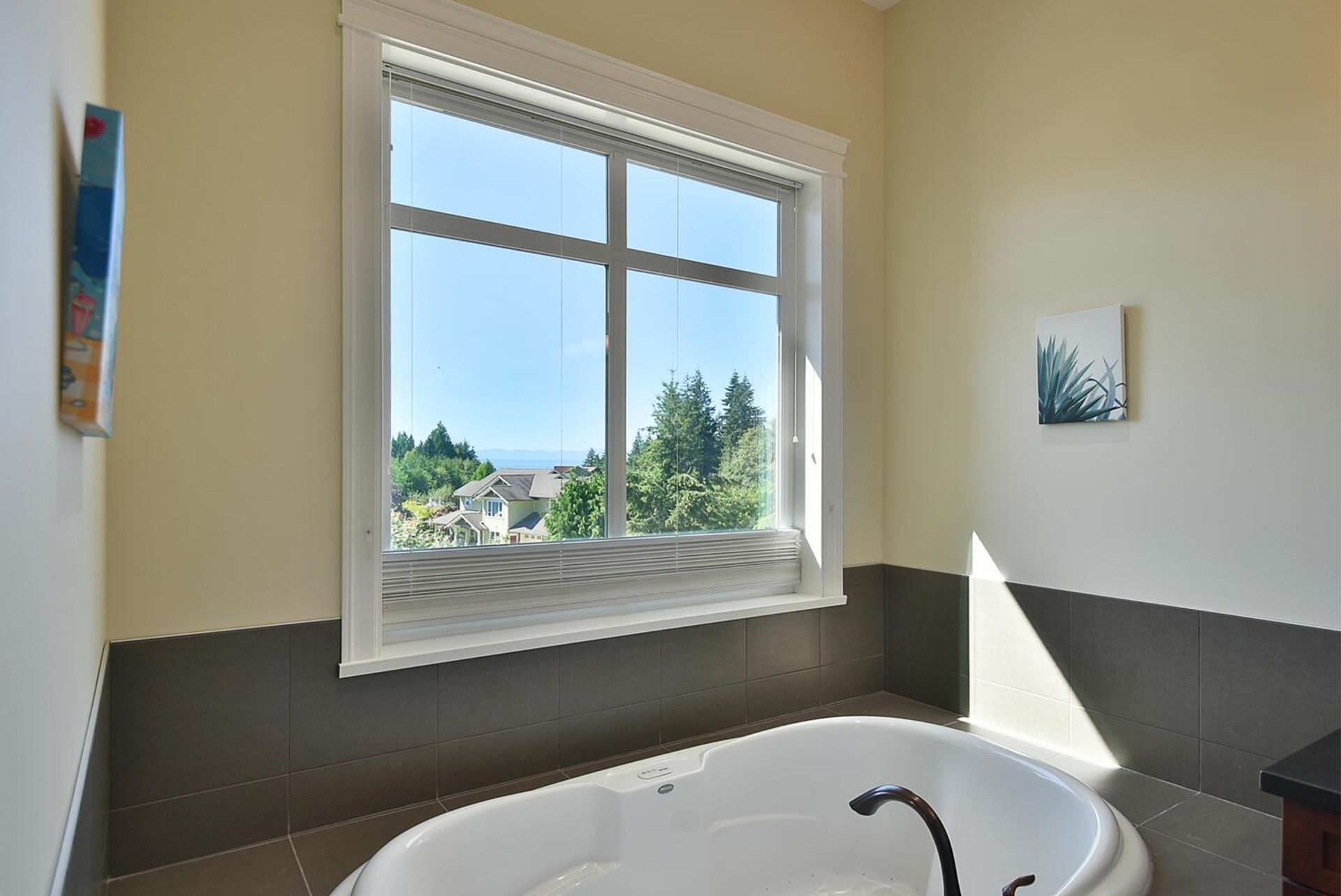Photo 18 at 1464 Sunset Place, Gibsons & Area, Sunshine Coast Photo 18 at 1464 Sunset Place, Gibsons & Area, Sunshine Coast