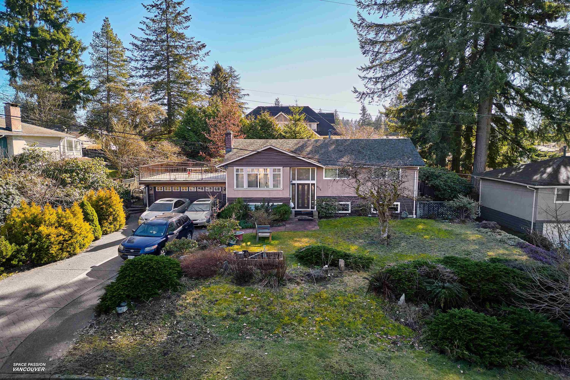 914 Grover Avenue, Coquitlam West, Coquitlam by Jordan Bosa Real Estate Advisor 914 Grover Avenue, Coquitlam West, Coquitlam
