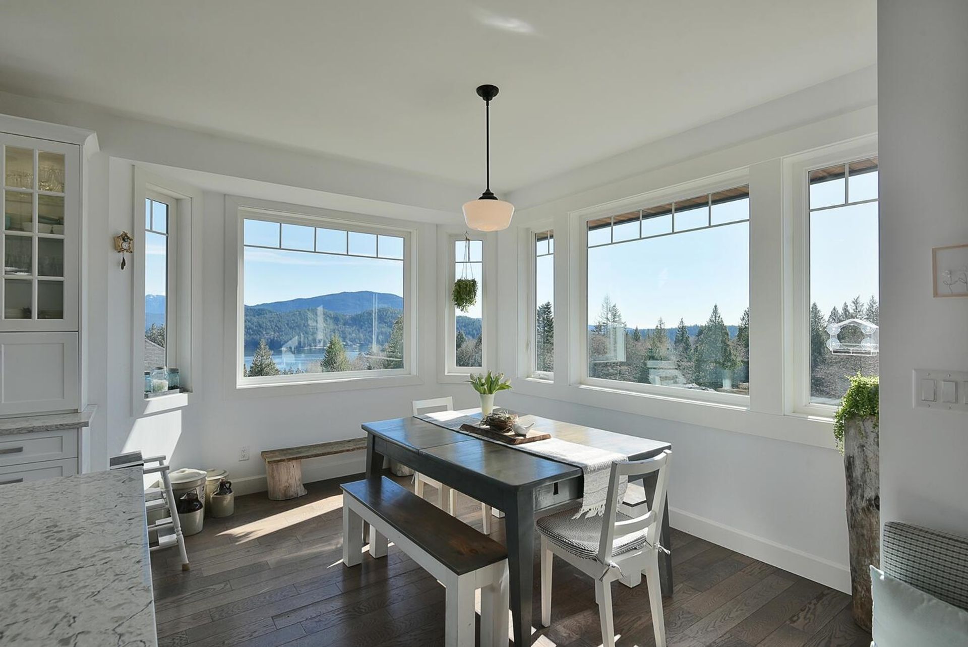 Photo 7 at 605 Woodland Avenue, Gibsons & Area, Sunshine Coast Photo 7 at 605 Woodland Avenue, Gibsons & Area, Sunshine Coast