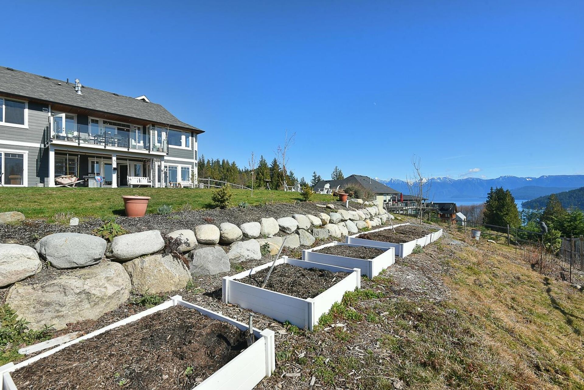 Photo 31 at 605 Woodland Avenue, Gibsons & Area, Sunshine Coast Photo 31 at 605 Woodland Avenue, Gibsons & Area, Sunshine Coast