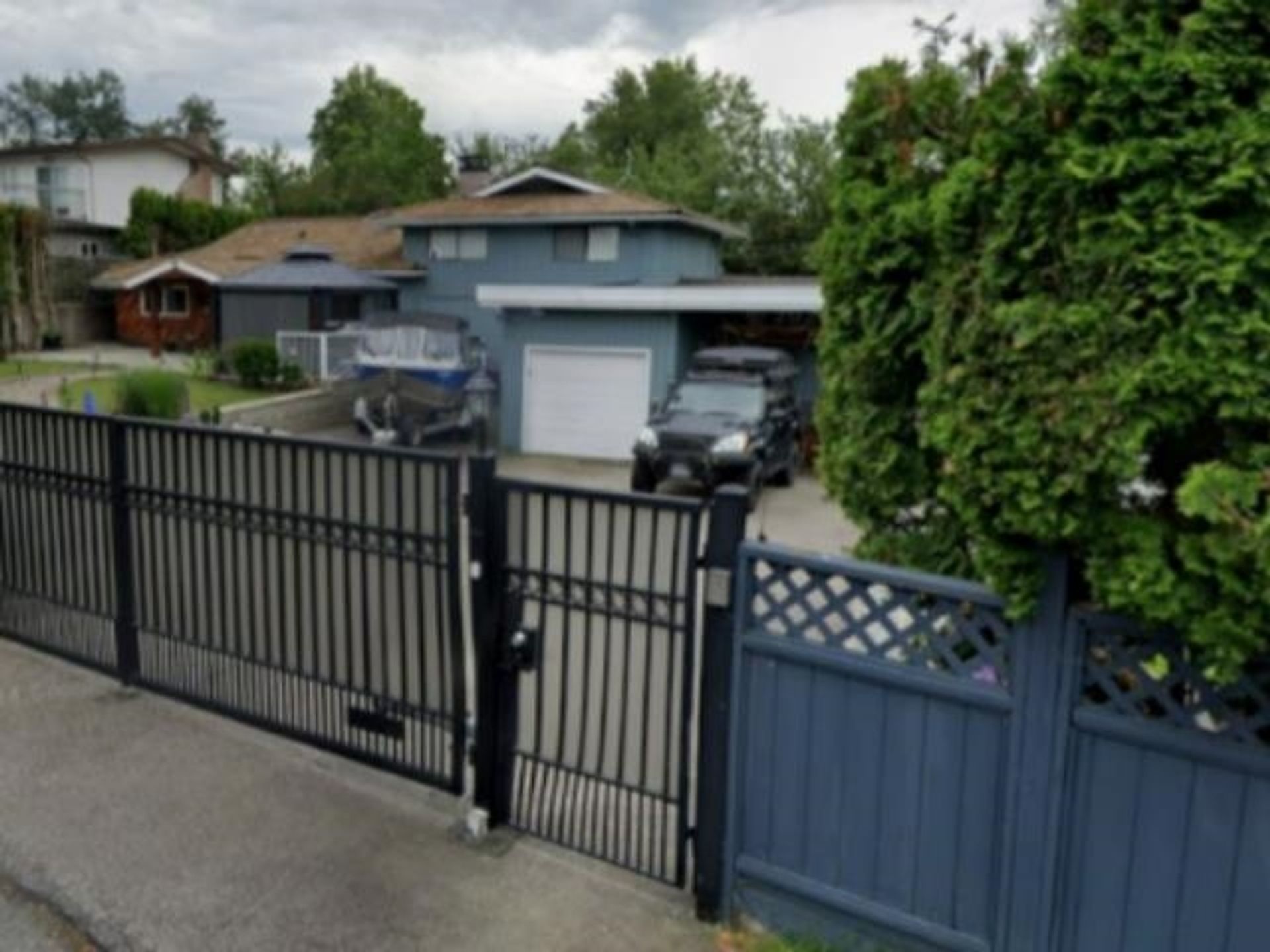 Photo 2 at 6563 Broadway Street, Parkcrest, Burnaby North Photo 2 at 6563 Broadway Street, Parkcrest, Burnaby North