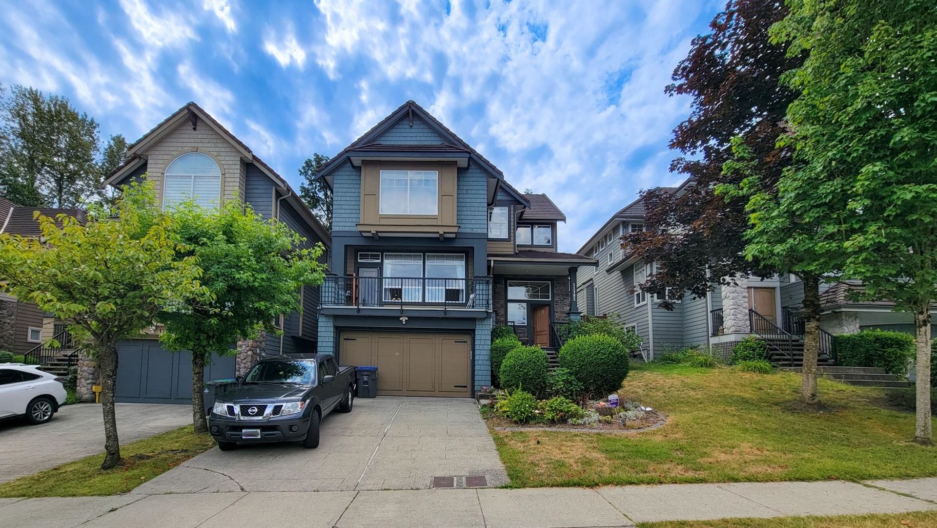 11382 154a Street, Fraser Heights, North Surrey photo number 2 11382 154a Street, Fraser Heights, North Surrey photo number 2