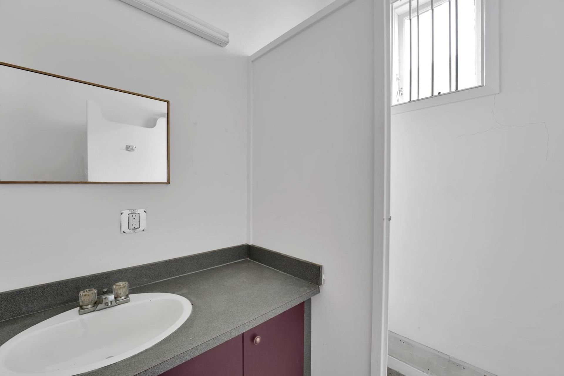 Photo 11 at Unit A - 5651 Cowrie Street, Sechelt District, Sunshine Coast Photo 11 at Unit A - 5651 Cowrie Street, Sechelt District, Sunshine Coast