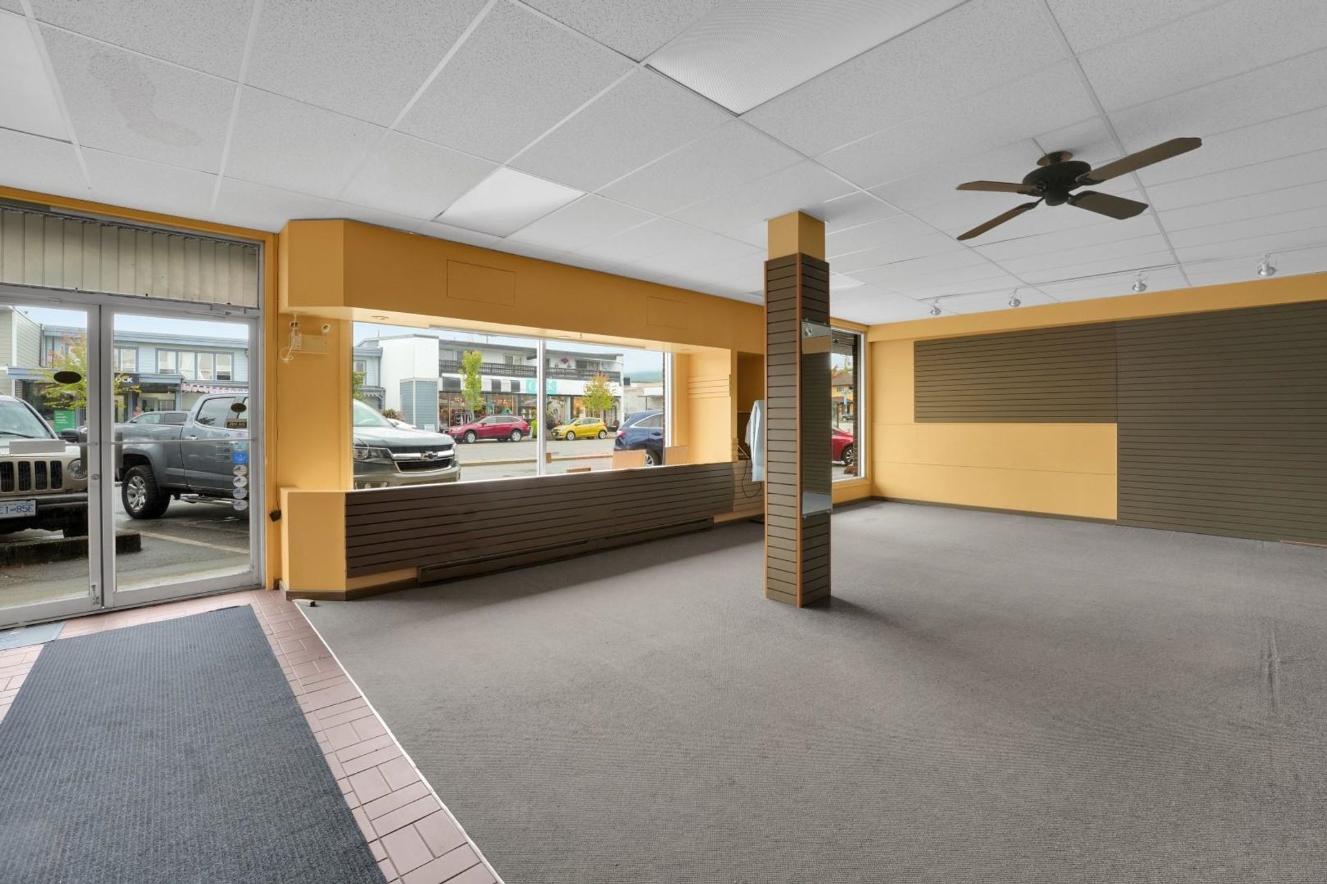 Photo 2 at Unit B - 5651 Cowrie Street, Sechelt District, Sunshine Coast Photo 2 at Unit B - 5651 Cowrie Street, Sechelt District, Sunshine Coast