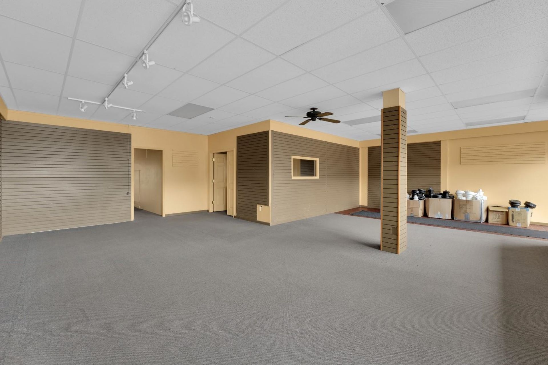 Photo 3 at Unit B - 5651 Cowrie Street, Sechelt District, Sunshine Coast Photo 3 at Unit B - 5651 Cowrie Street, Sechelt District, Sunshine Coast