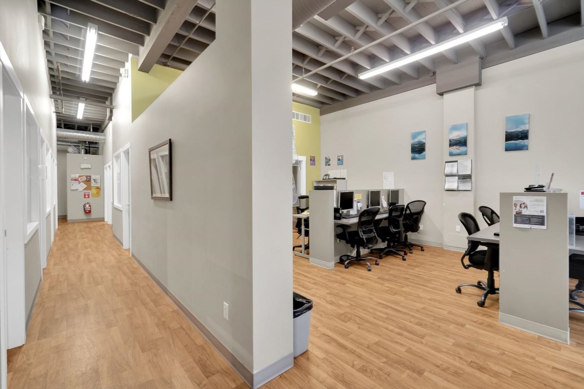 Photo 5 at Unit A - 5672 Cowrie Street, Sechelt District, Sunshine Coast Photo 5 at Unit A - 5672 Cowrie Street, Sechelt District, Sunshine Coast