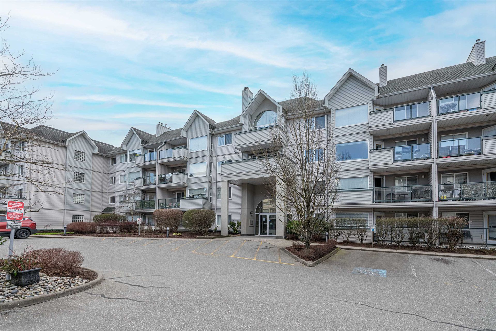 109 - 33708 King Road, Central Abbotsford, Abbotsford photo number 2 109 - 33708 King Road, Central Abbotsford, Abbotsford photo number 2