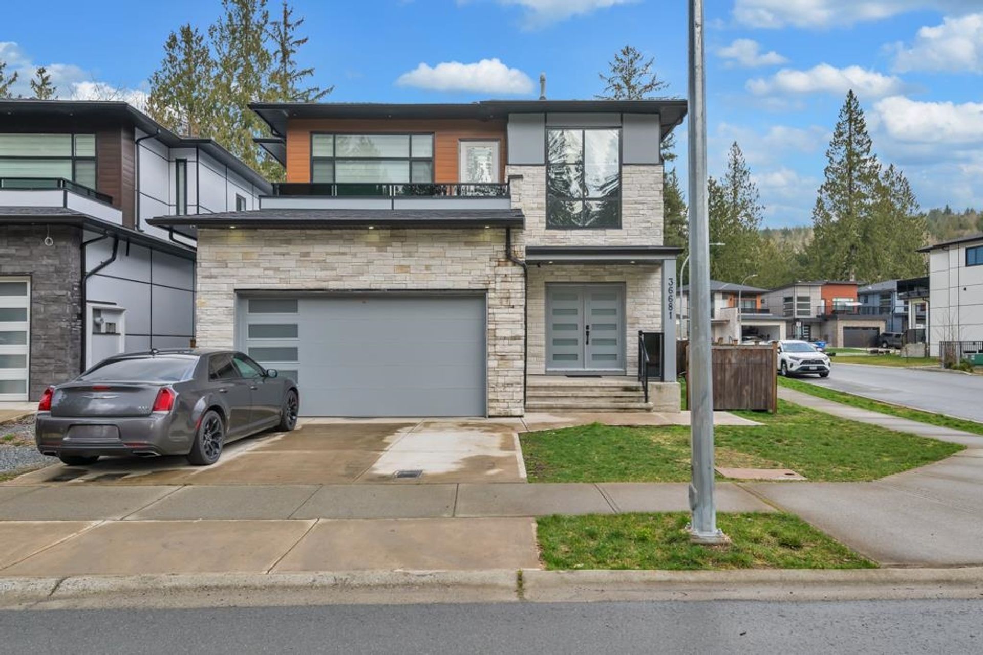 Photo 1 at 36681 Dianne Brook Avenue, Abbotsford East, Abbotsford Photo 1 at 36681 Dianne Brook Avenue, Abbotsford East, Abbotsford