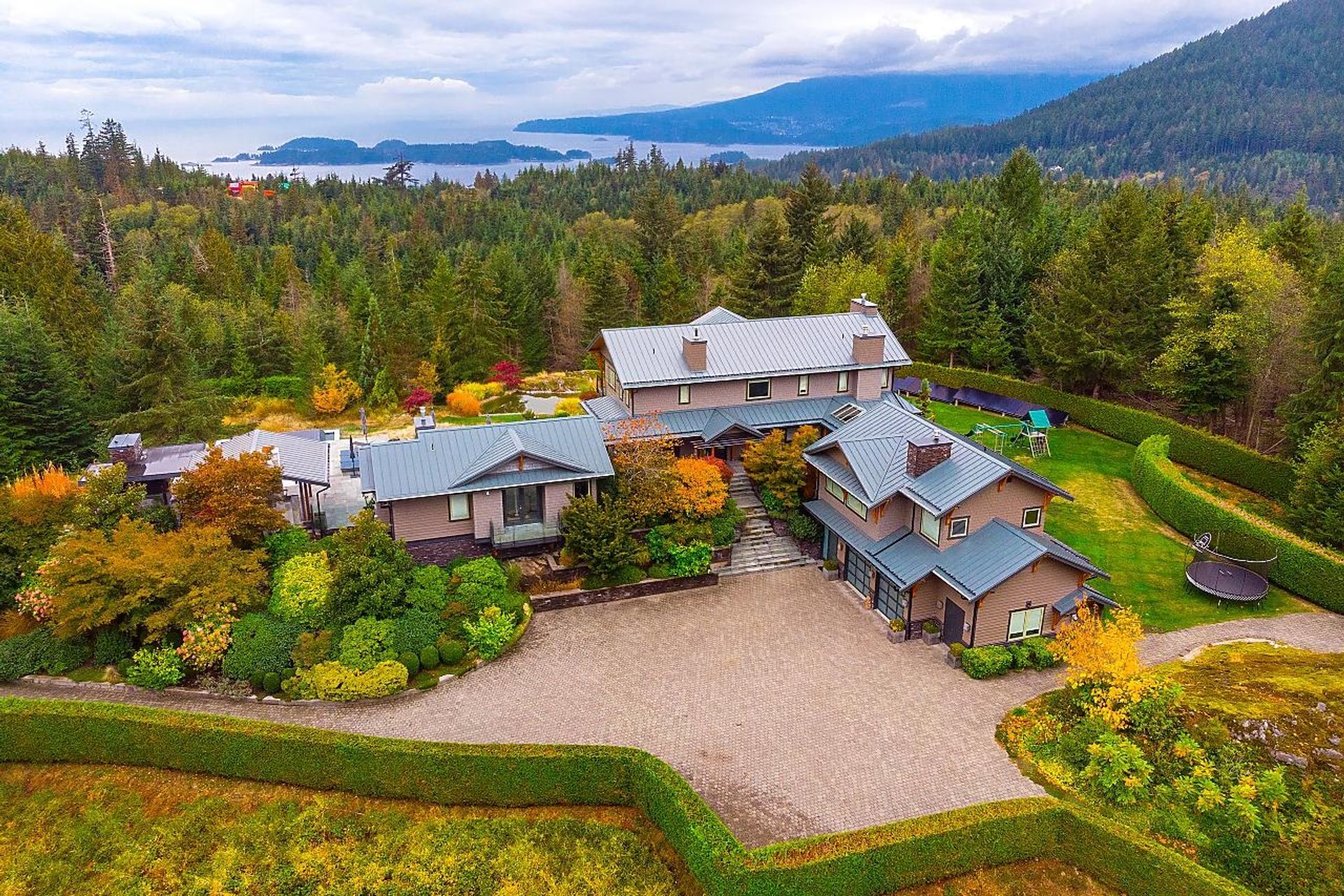 431 Josephine Drive, Bowen Island  by Brian Rhys | REALTOR® - Royal LePage Sussex 431 Josephine Drive, Bowen Island