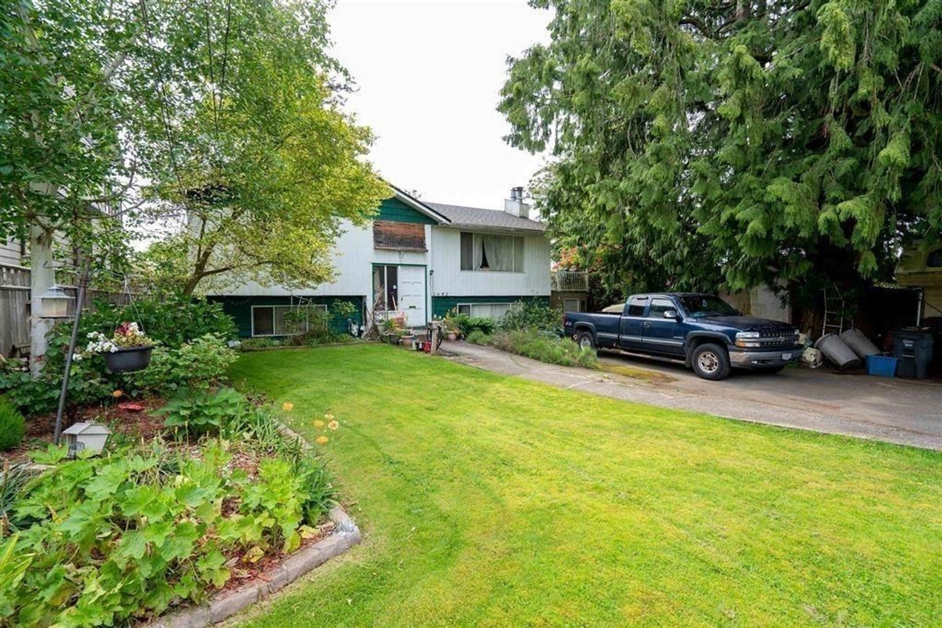 1682 140 Street, Sunnyside Park Surrey, South Surrey White Rock photo number 2 1682 140 Street, Sunnyside Park Surrey, South Surrey White Rock photo number 2