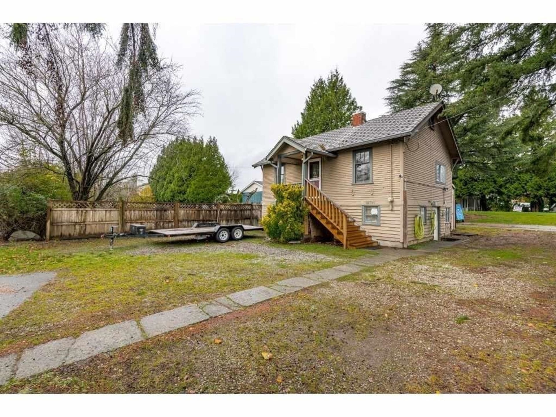 Photo 2 at 18791 60 Avenue, Cloverdale BC, Cloverdale Photo 2 at 18791 60 Avenue, Cloverdale BC, Cloverdale